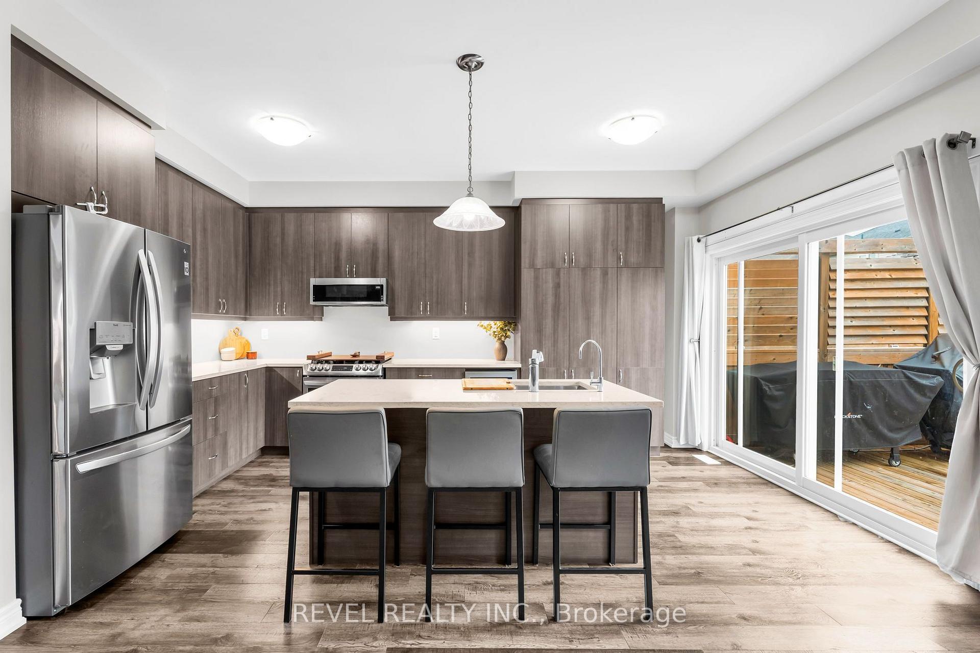 Photo 10 of 677 Mcmullen Street, Shelburne — HOMEH