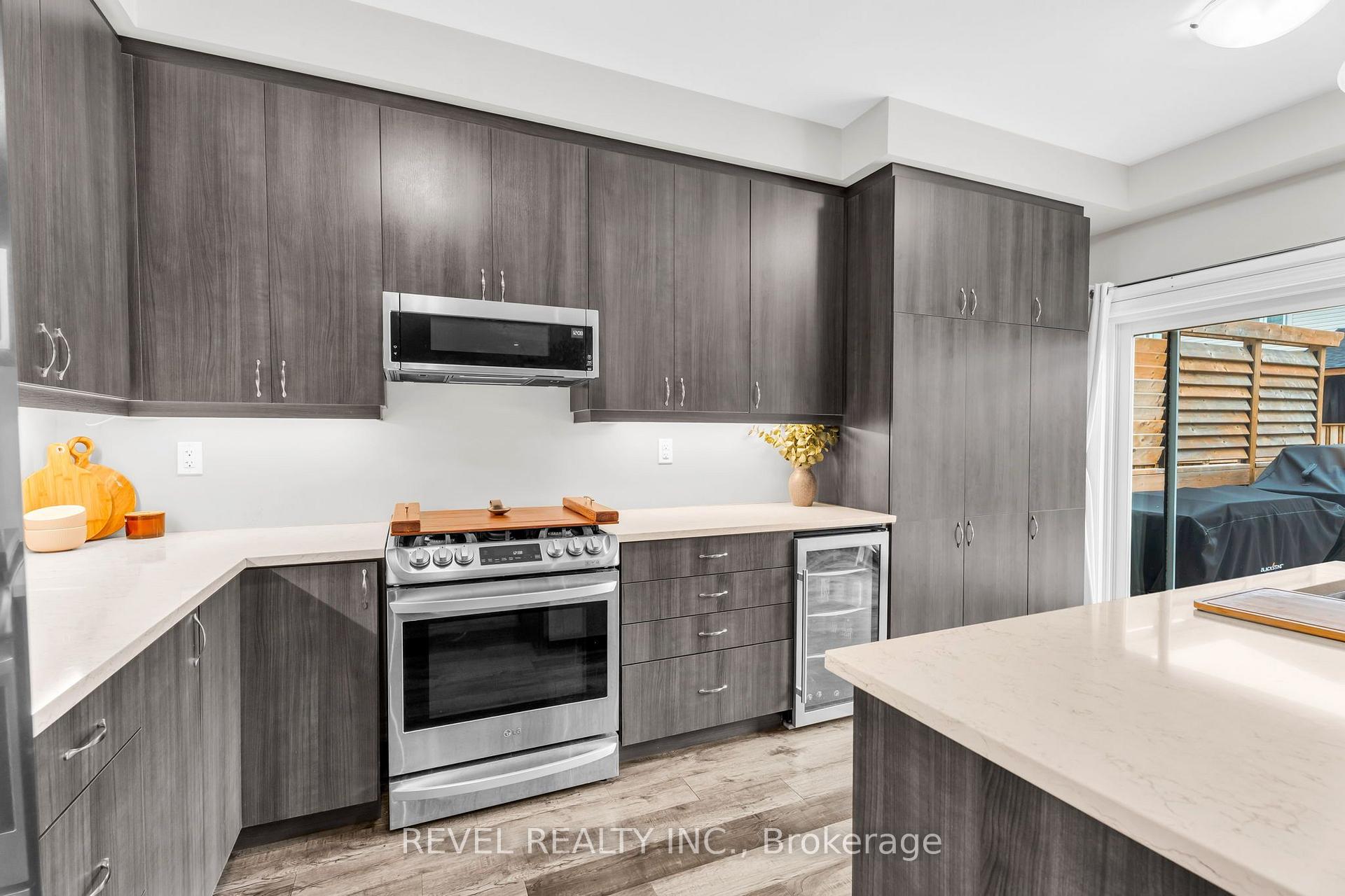 Photo 13 of 677 Mcmullen Street, Shelburne — HOMEH