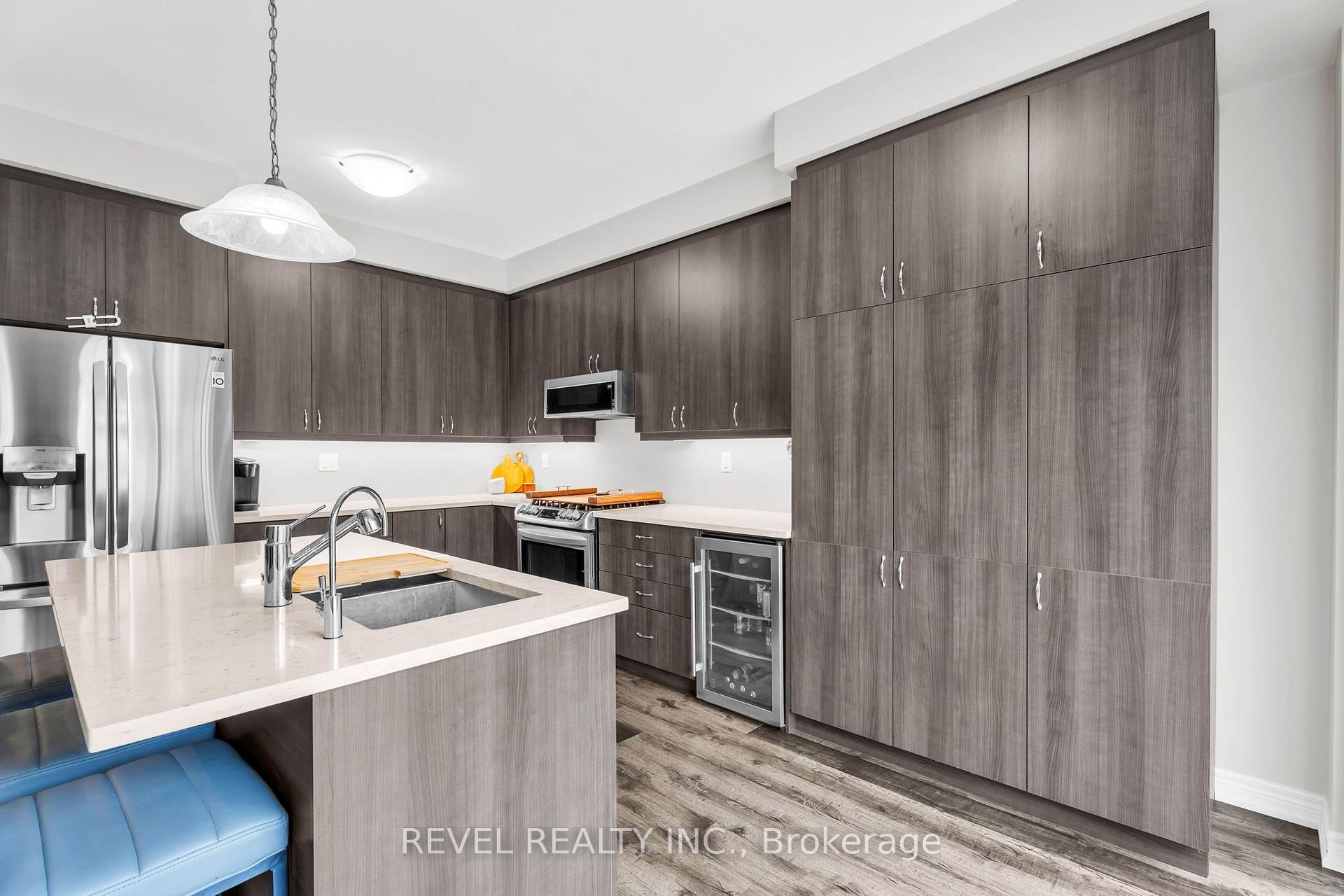 Photo 14 of 677 Mcmullen Street, Shelburne — HOMEH