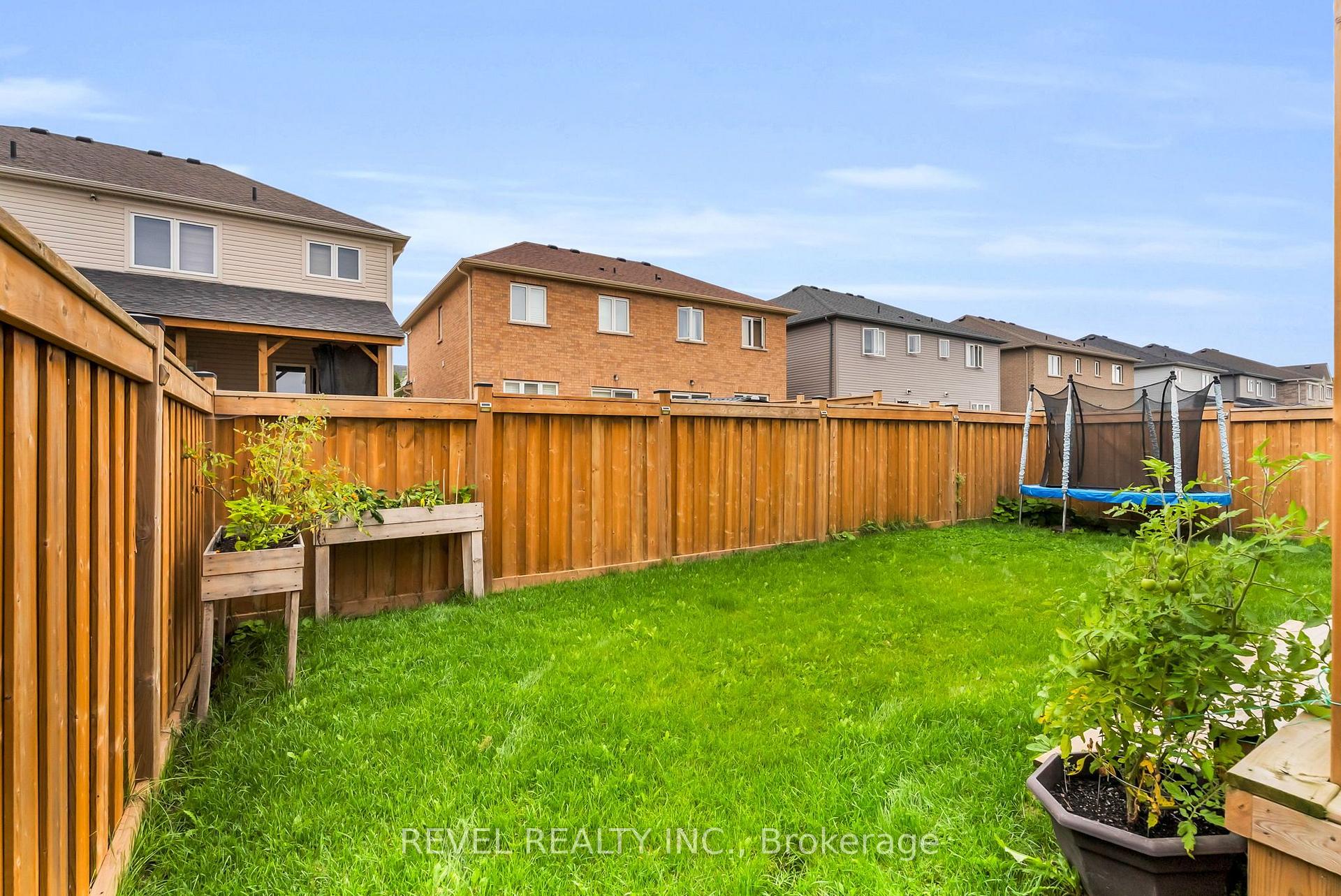 Photo 42 of 677 Mcmullen Street, Shelburne — HOMEH