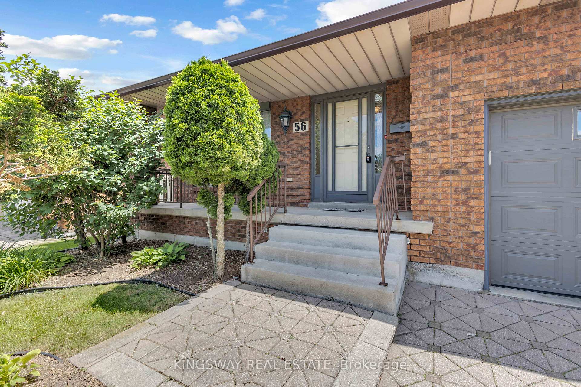 Photo 4 of 56 Ben Tirran Crescent, Hamilton, Stoney Creek — HOMEH