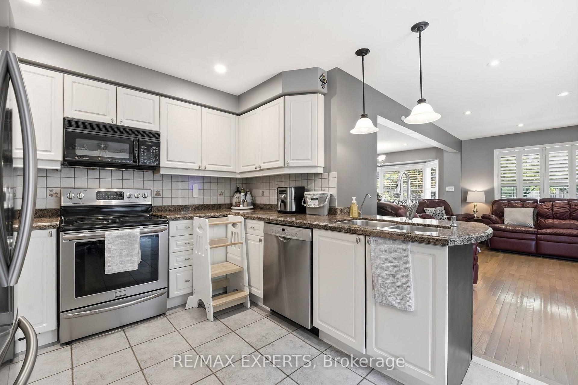 Photo 22 of 603 Caverhill Crescent, Milton, Clarke — HOMEH