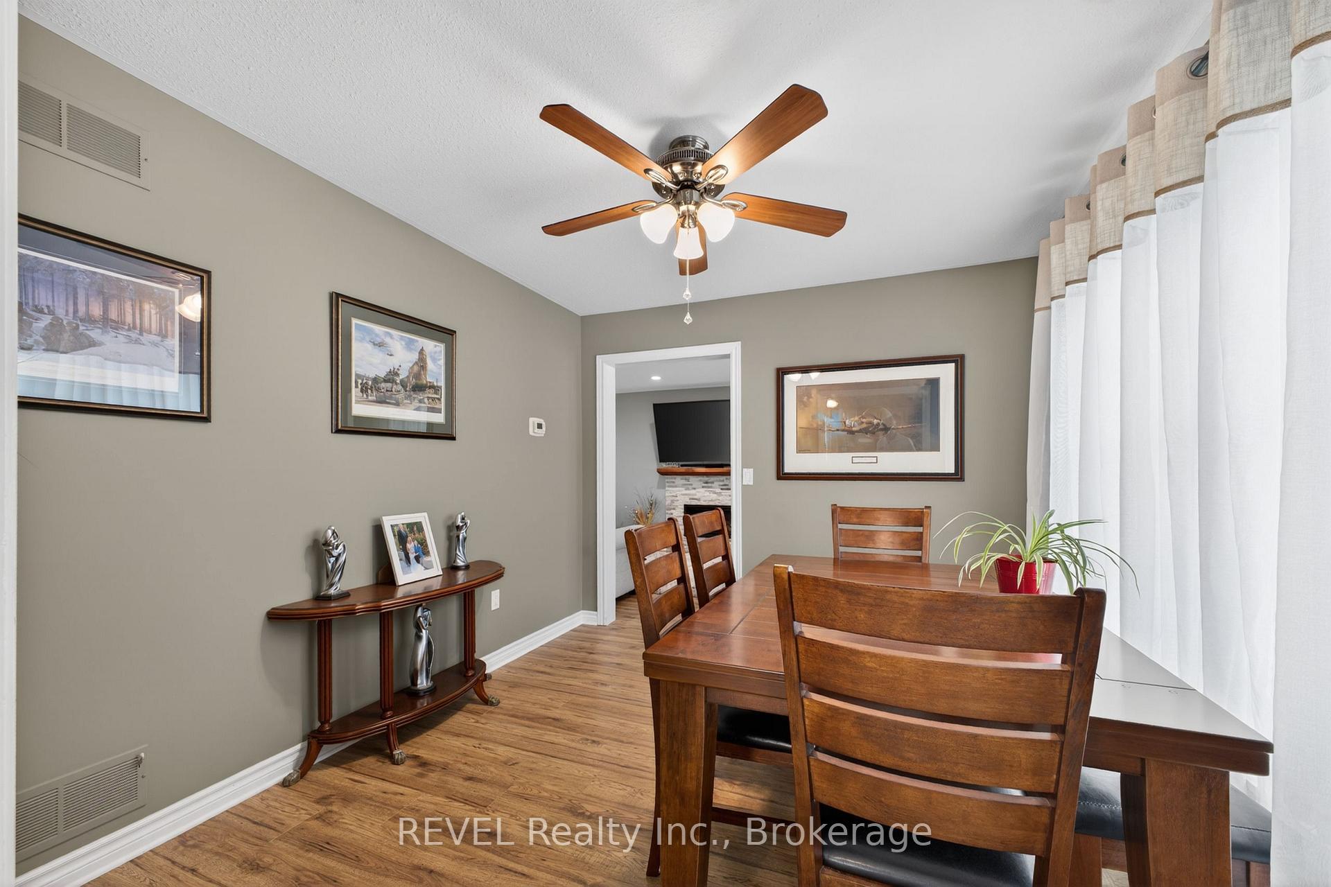 Photo 14 of 149 Green Pointe Drive, Welland, N. Welland — HOMEH