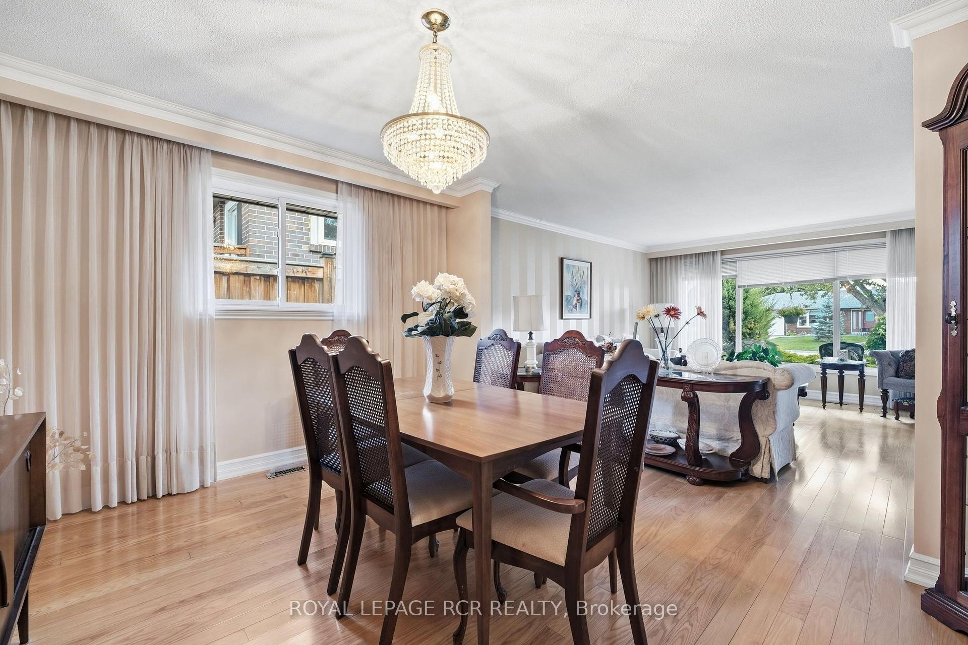 Photo 8 of 71 Birchview Crescent, Caledon, Bolton North — HOMEH