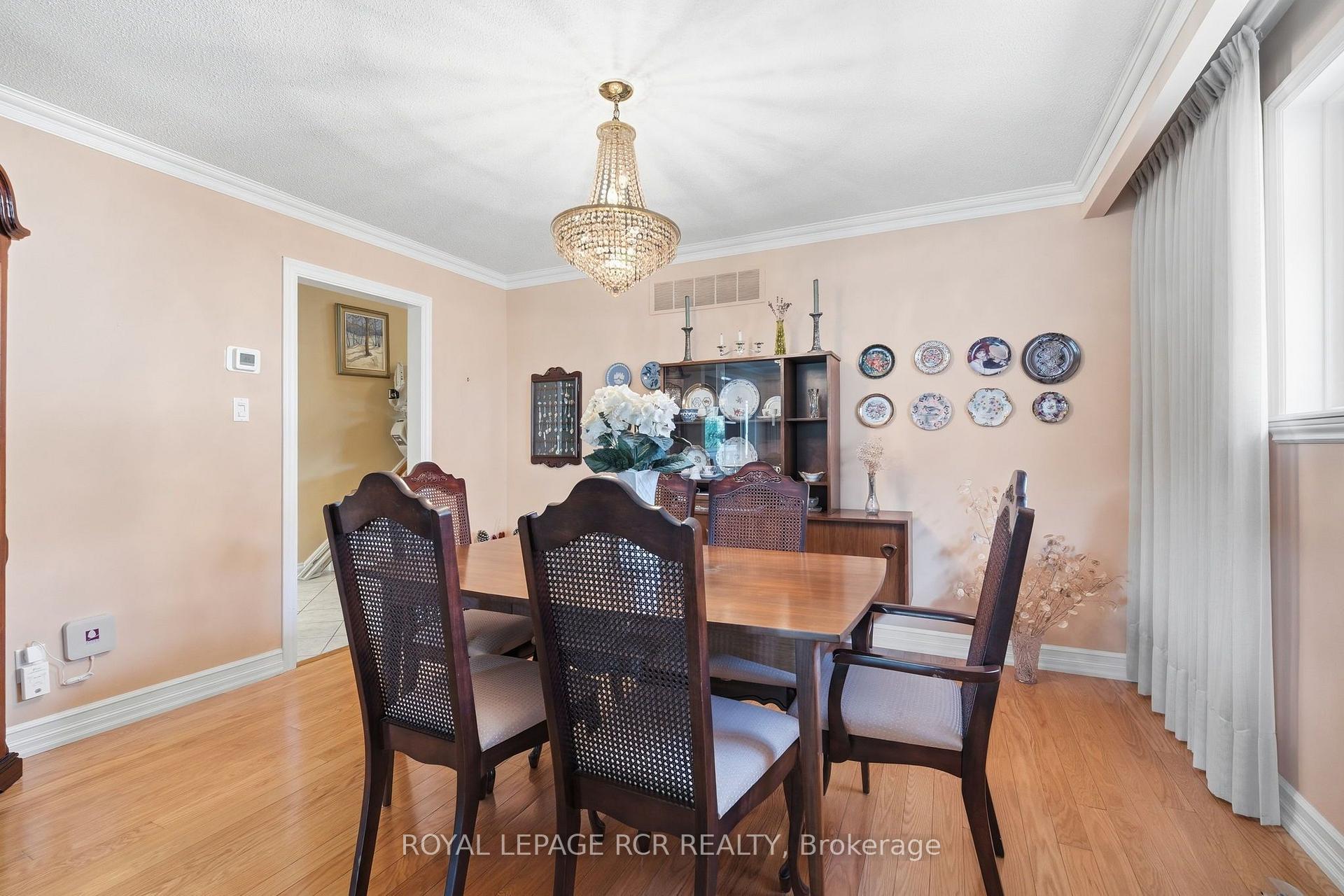 Photo 9 of 71 Birchview Crescent, Caledon, Bolton North — HOMEH