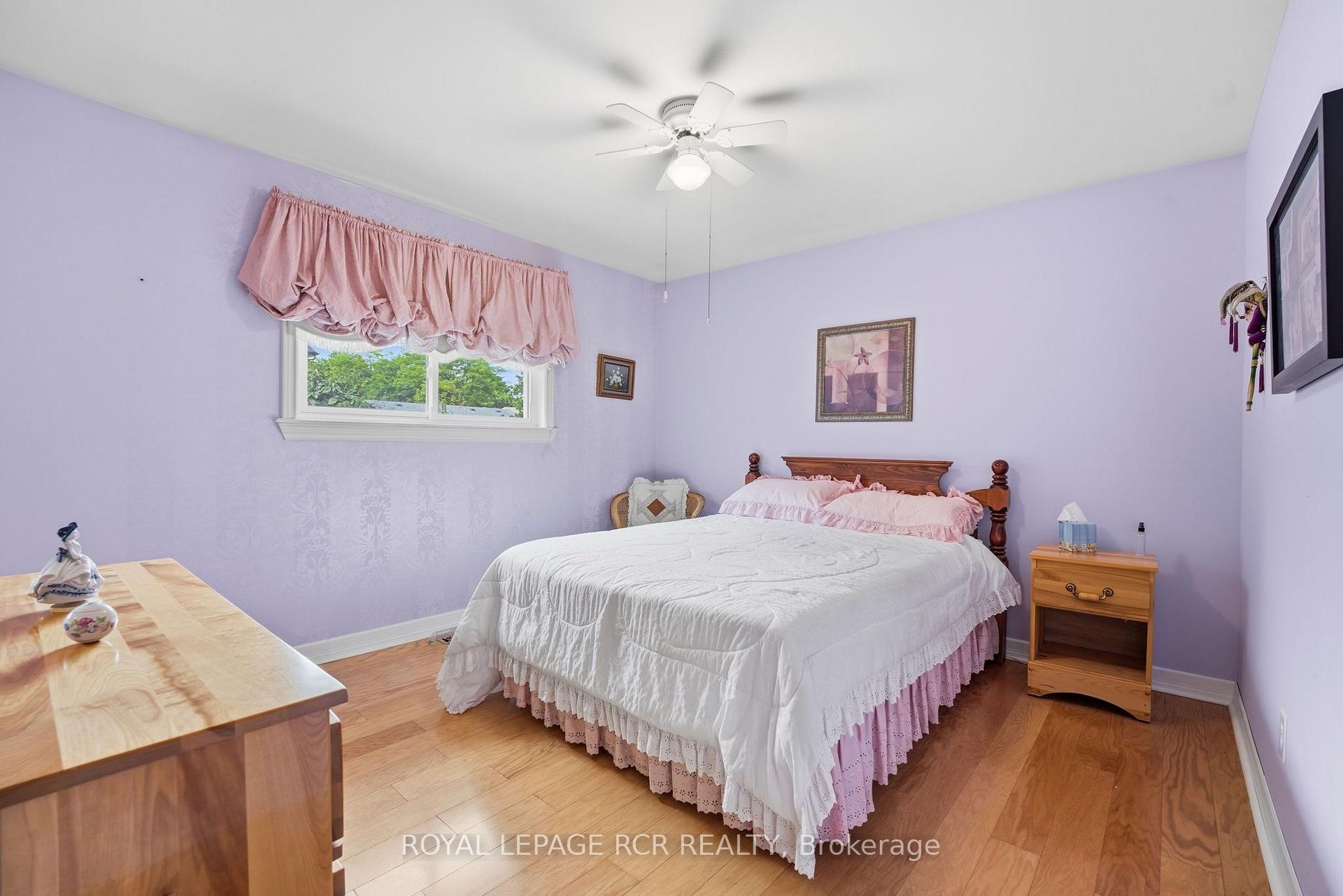 Photo 18 of 71 Birchview Crescent, Caledon, Bolton North — HOMEH