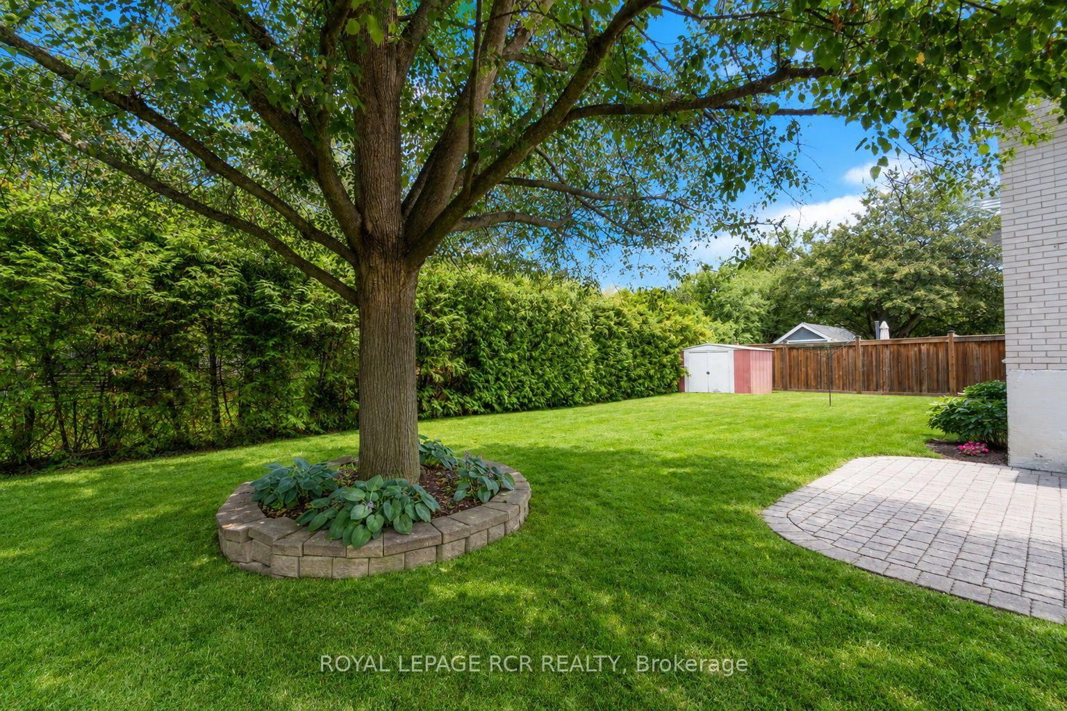 Photo 27 of 71 Birchview Crescent, Caledon, Bolton North — HOMEH