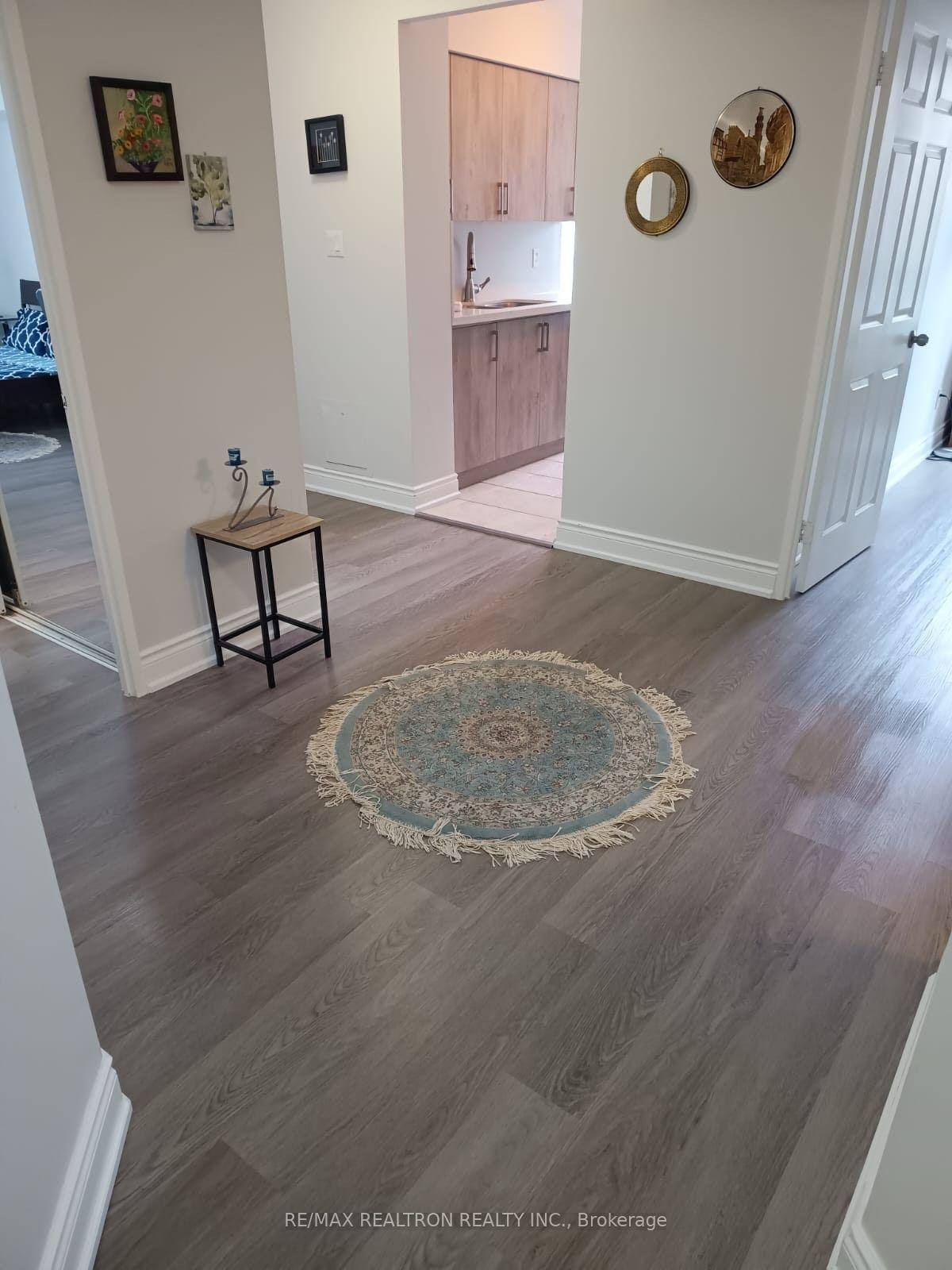 Photo 3 of Unit 310, 18 Hillcrest Avenue, North York, Willowdale East — HOMEH
