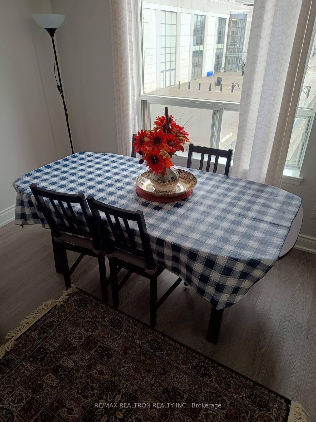 Photo 9 of Unit 310, 18 Hillcrest Avenue, North York, Willowdale East — HOMEH