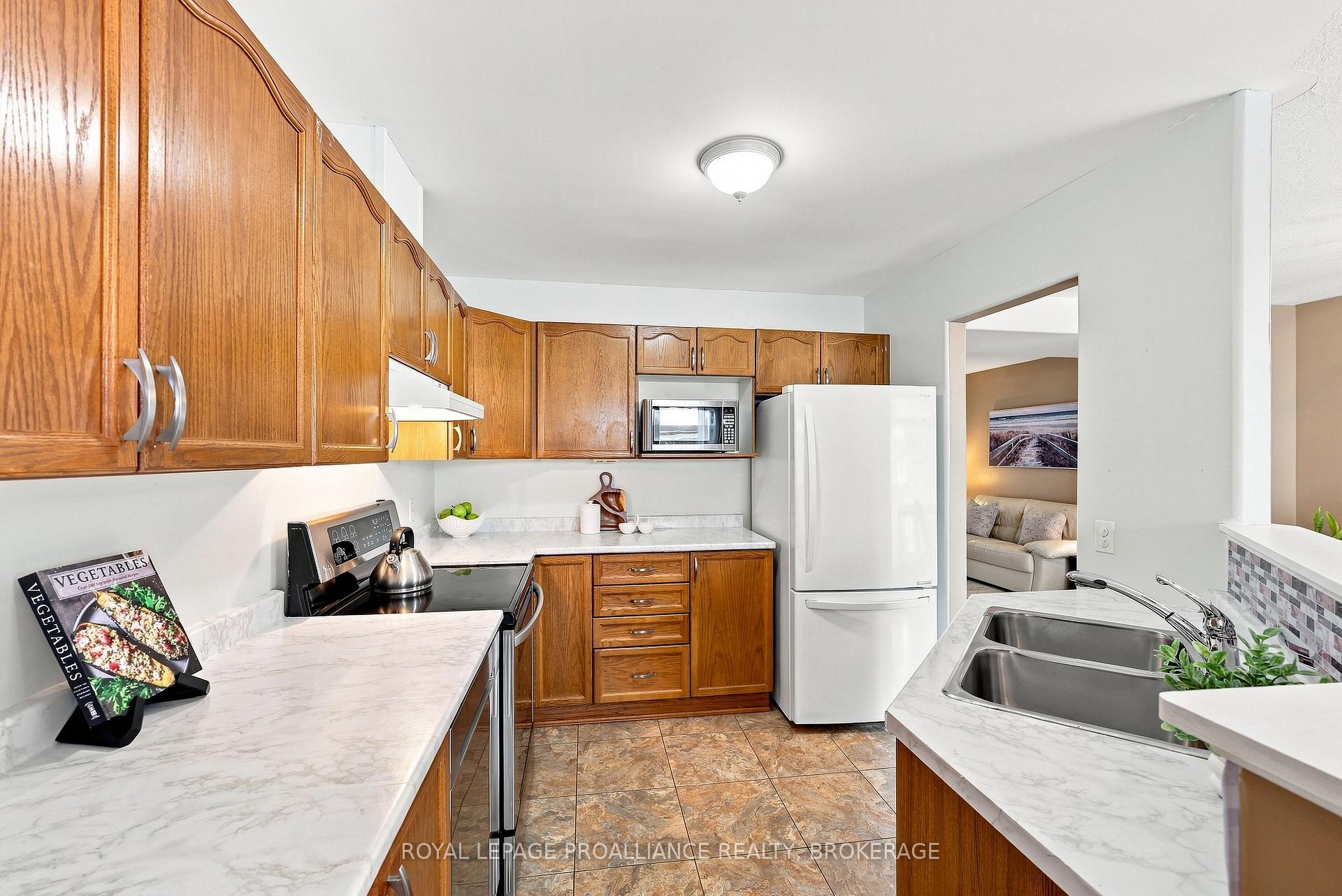 Photo 12 of 562 Quail Court, Kingston, City SouthWest — HOMEH