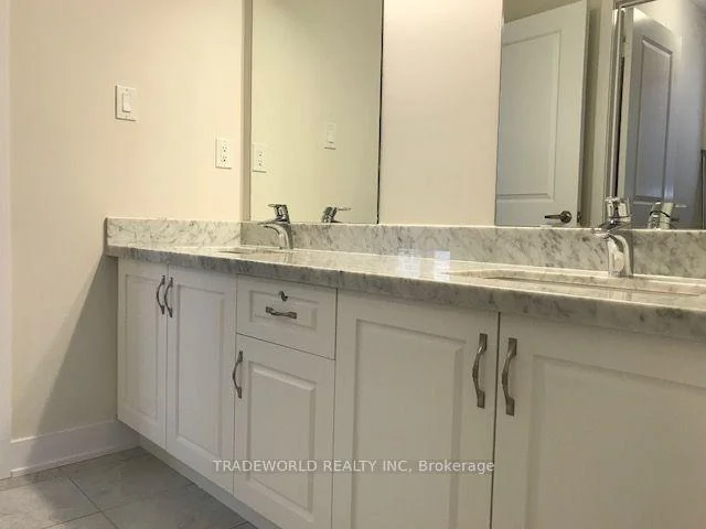 Photo 12 of 91 Conklin Crescent, Aurora, Bayview Northeast — HOMEH