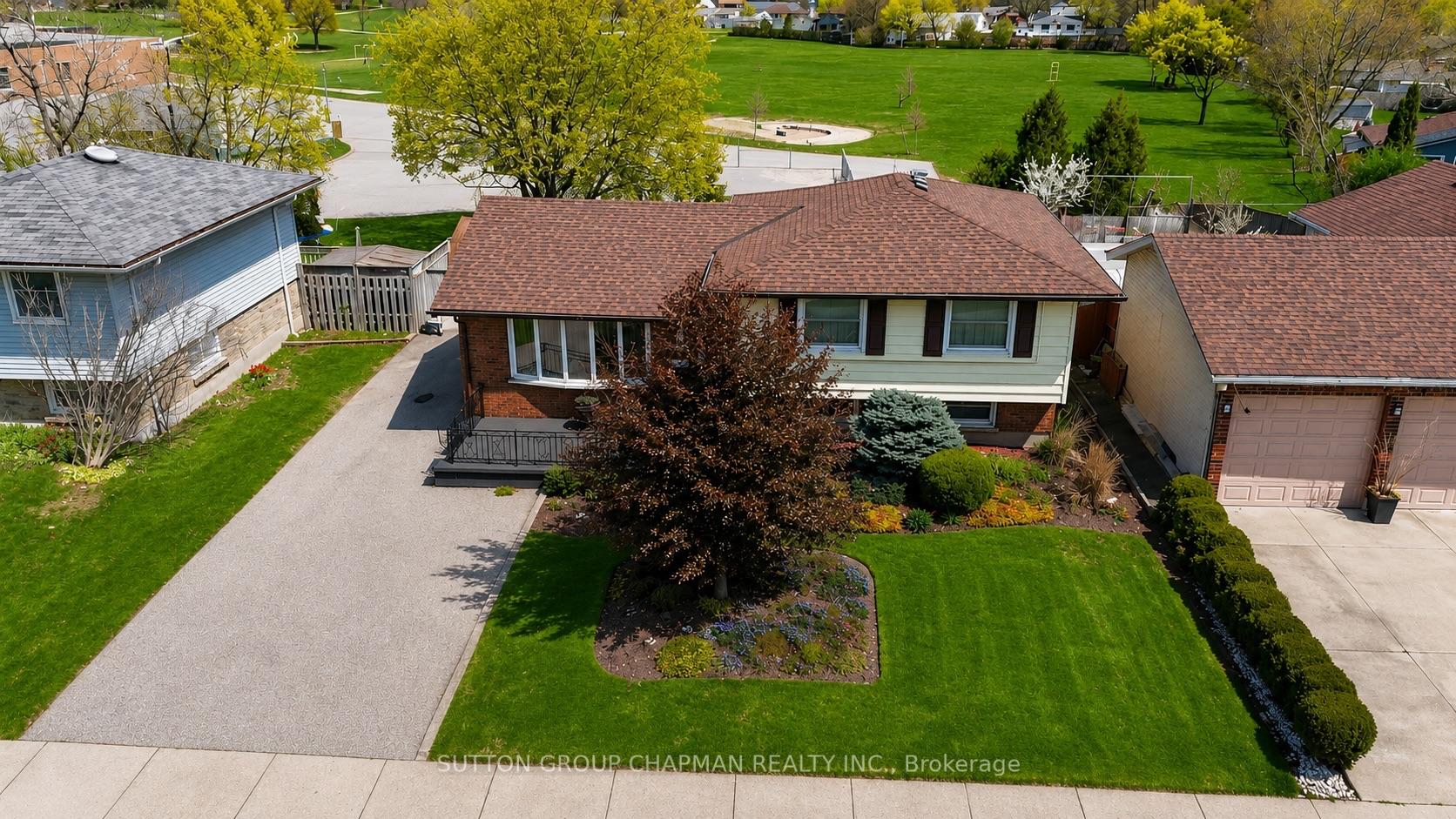 Photo 3 of 965 Osgoode Drive, London, South Y — HOMEH