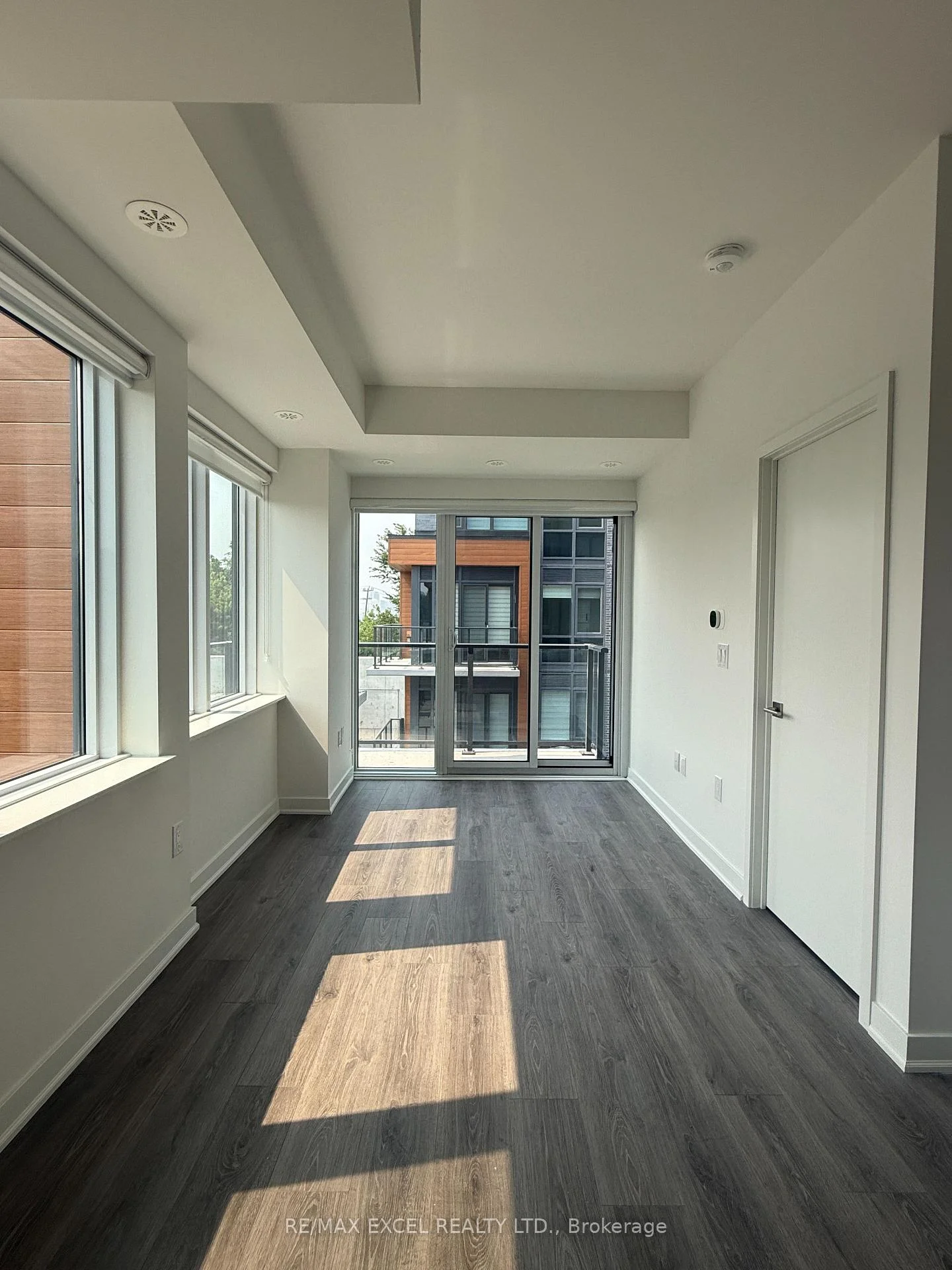 Photo 17 of Unit 24, 75 Curlew Drive, North York, Parkwoods-Donalda — HOMEH