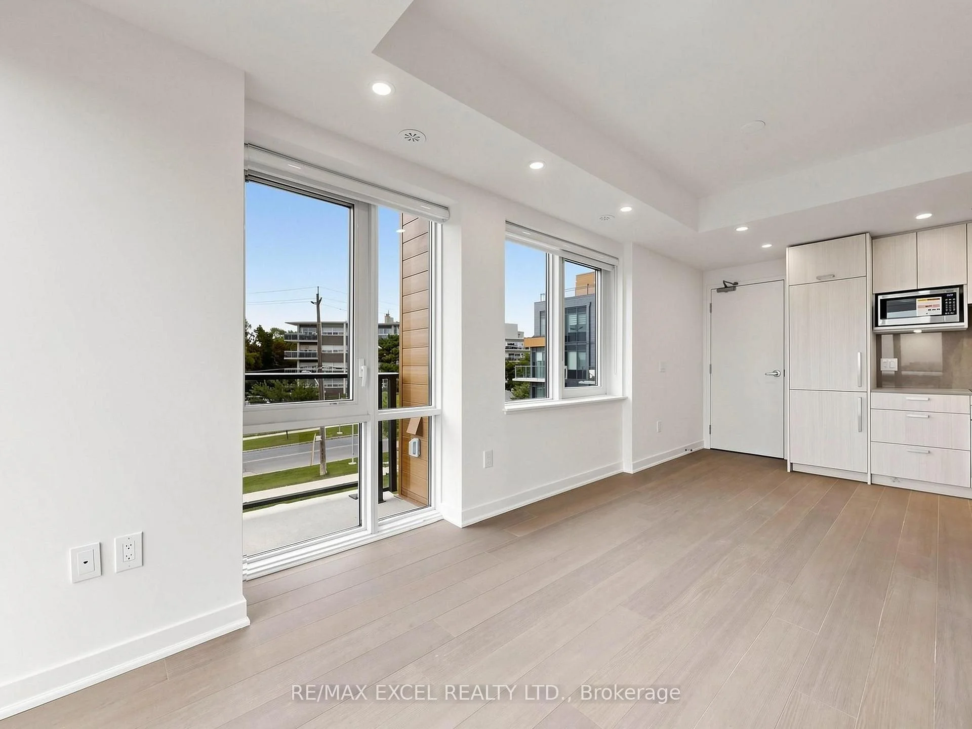 Photo 24 of Unit 24, 75 Curlew Drive, North York, Parkwoods-Donalda — HOMEH