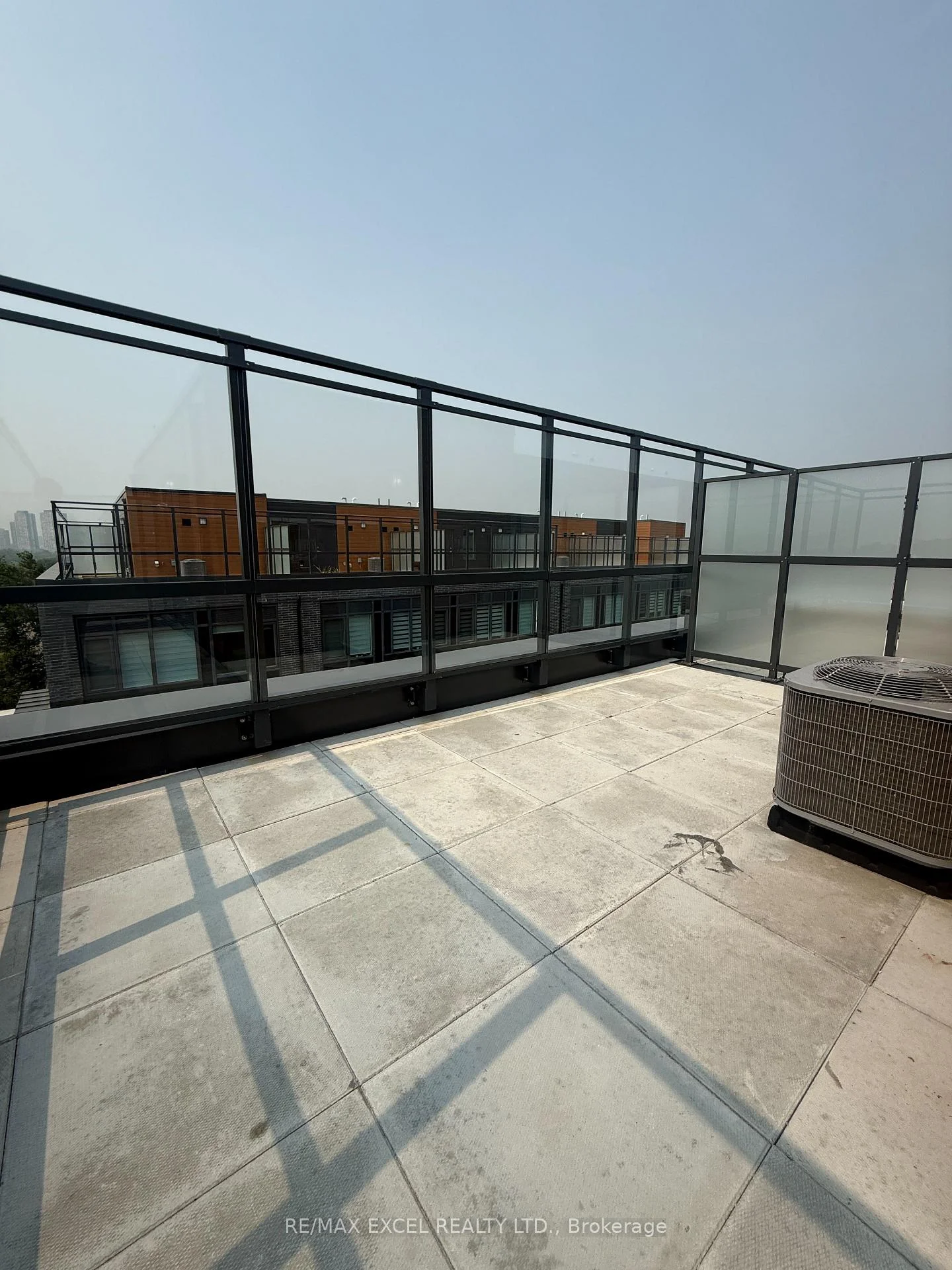 Photo 65 of Unit 24, 75 Curlew Drive, North York, Parkwoods-Donalda — HOMEH