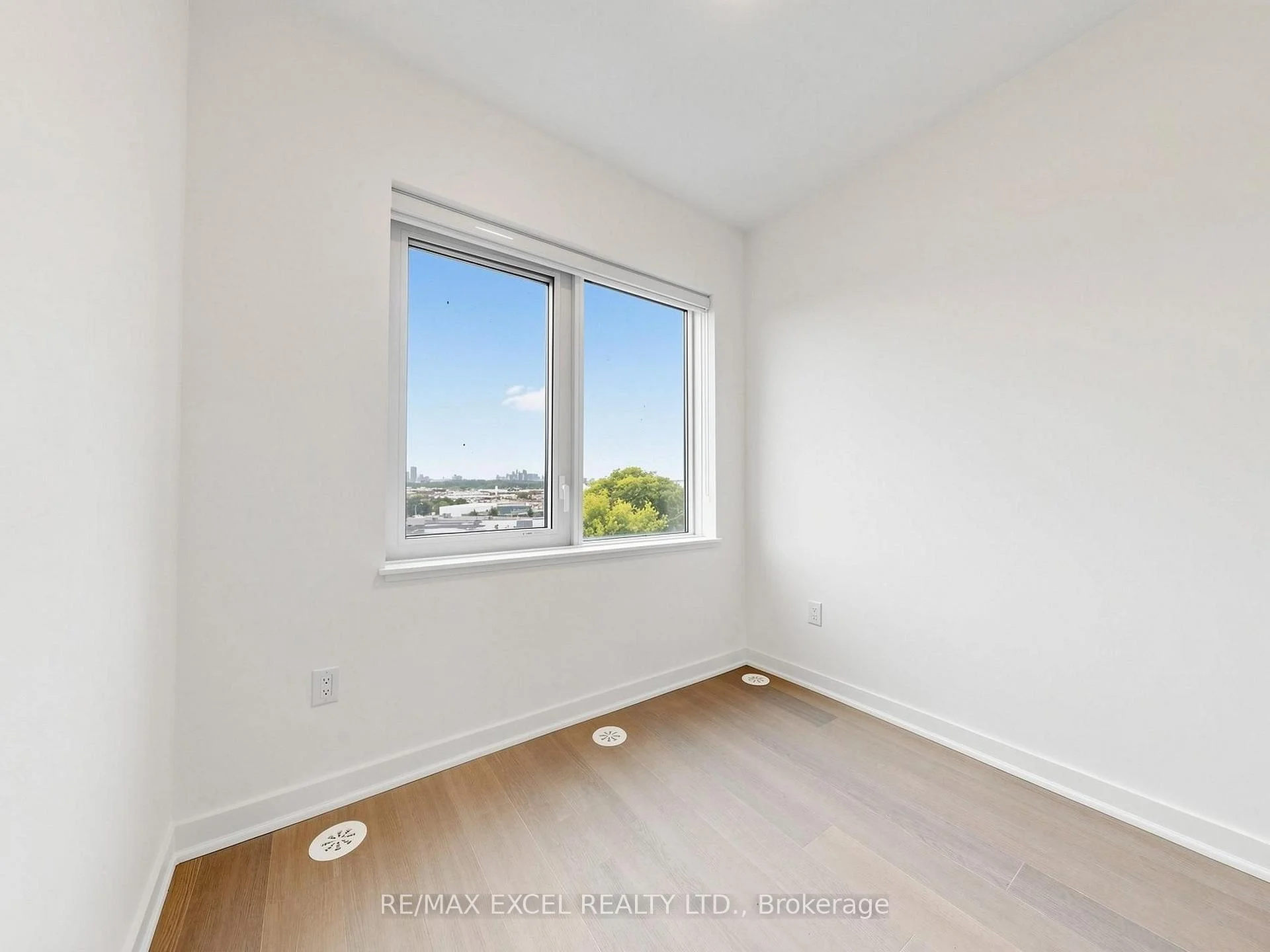 Photo 66 of Unit 24, 75 Curlew Drive, North York, Parkwoods-Donalda — HOMEH