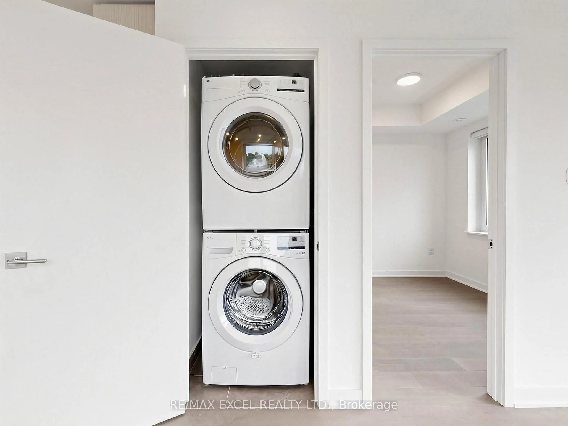 Photo 70 of Unit 24, 75 Curlew Drive, North York, Parkwoods-Donalda — HOMEH