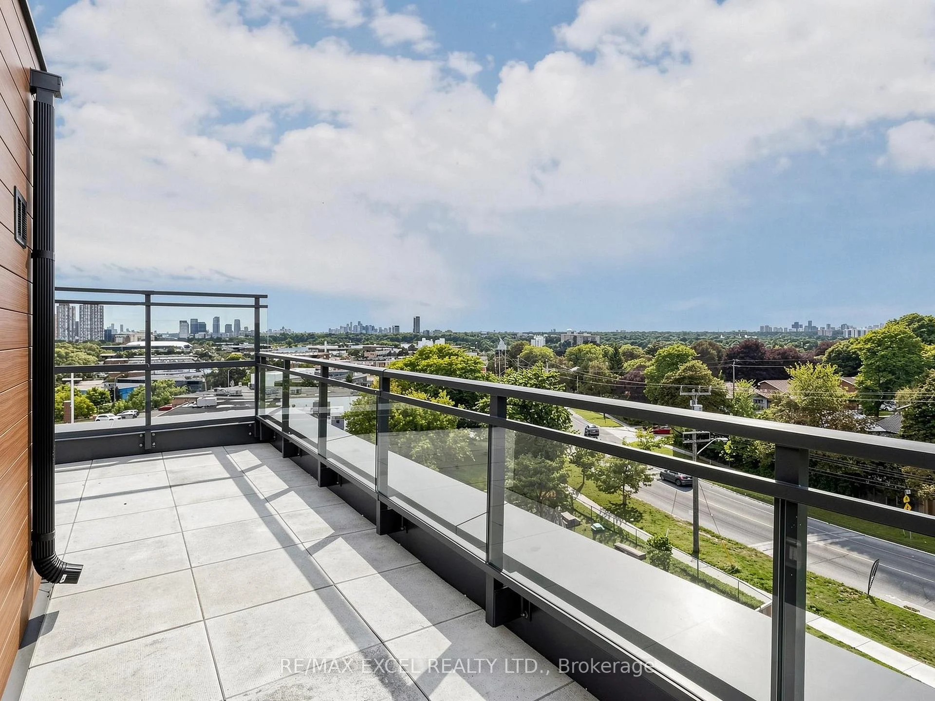 Photo 74 of Unit 24, 75 Curlew Drive, North York, Parkwoods-Donalda — HOMEH