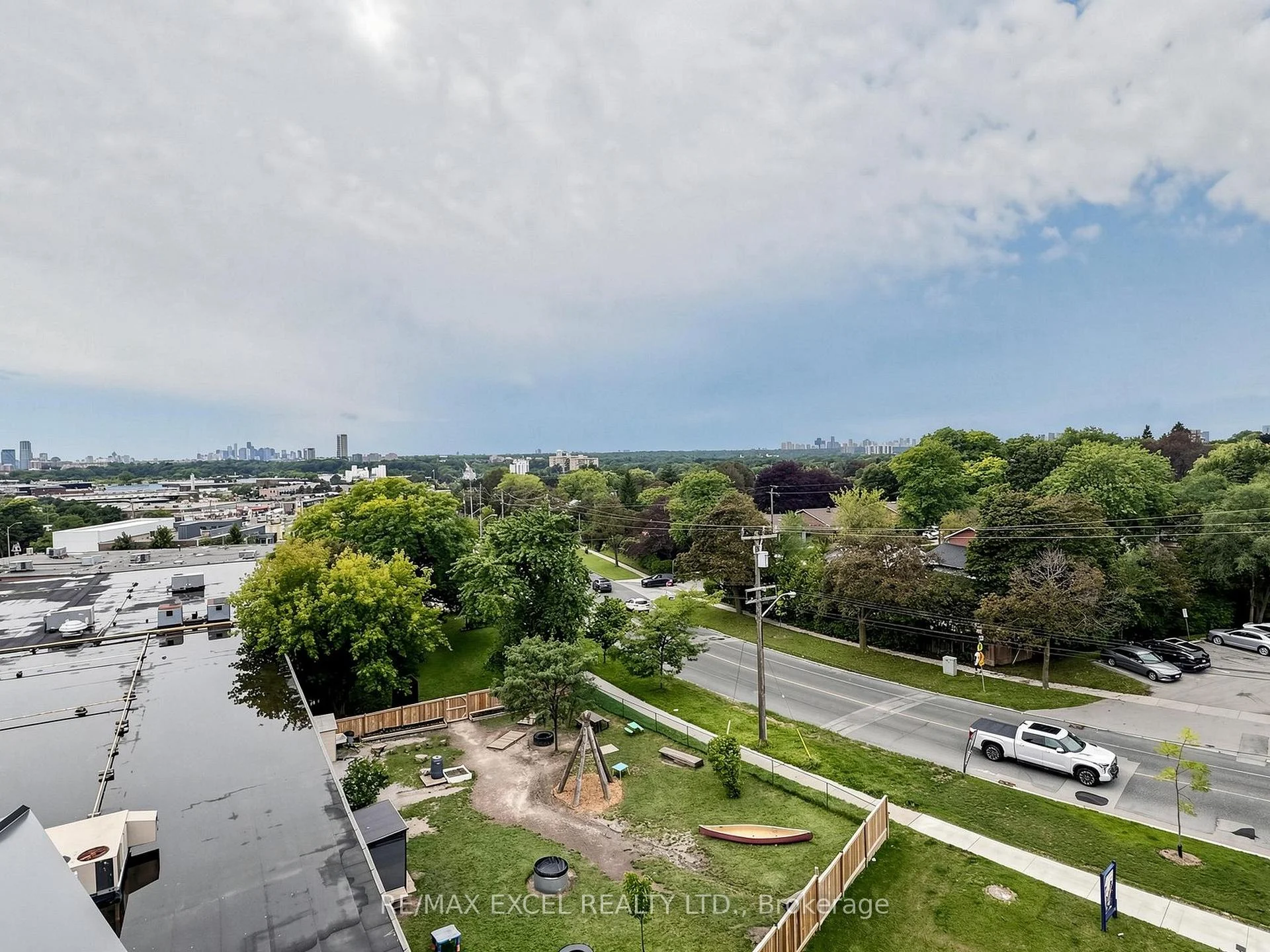 Photo 84 of Unit 24, 75 Curlew Drive, North York, Parkwoods-Donalda — HOMEH