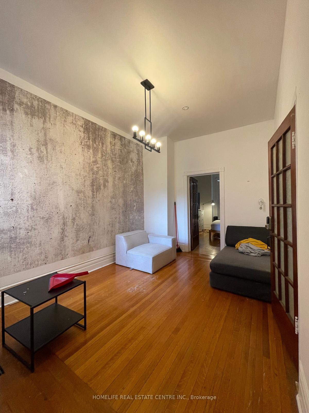 Photo 6 of 169 Gladstone Avenue, Toronto, Little Portugal — HOMEH