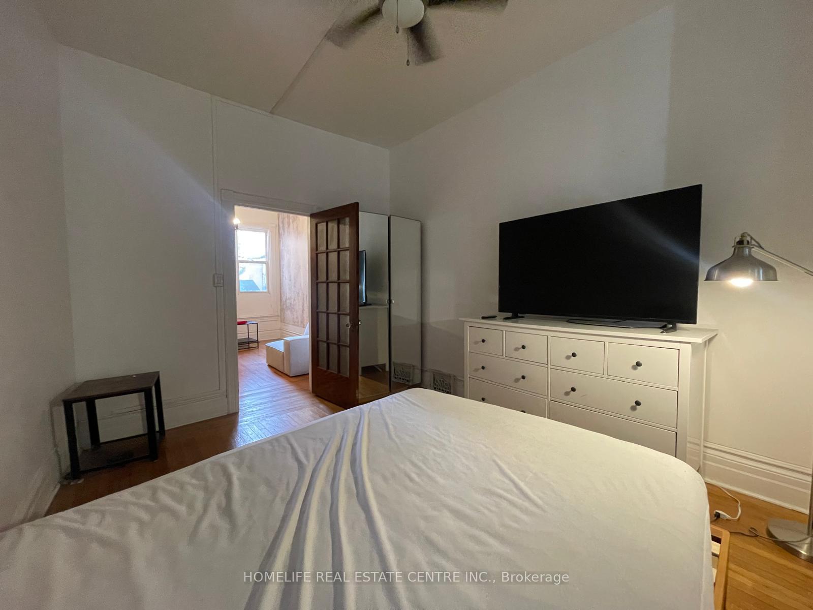 Photo 10 of 169 Gladstone Avenue, Toronto, Little Portugal — HOMEH