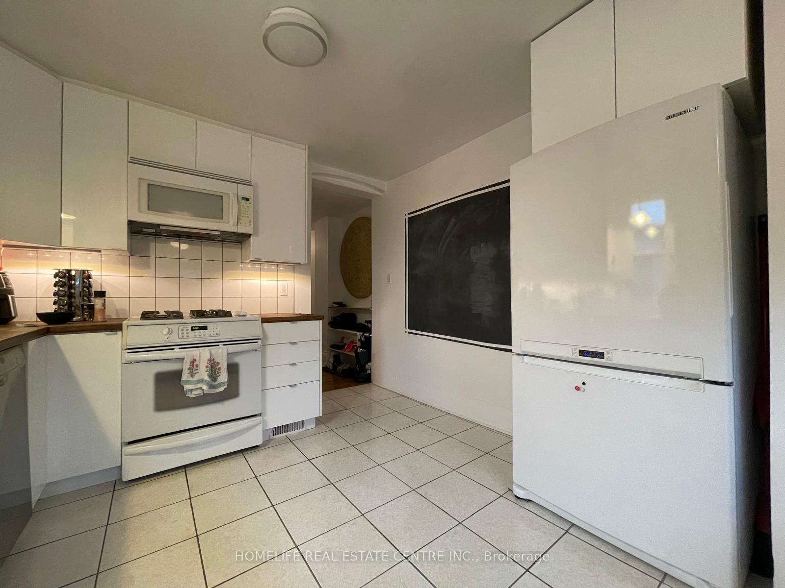 Photo 24 of 169 Gladstone Avenue, Toronto, Little Portugal — HOMEH
