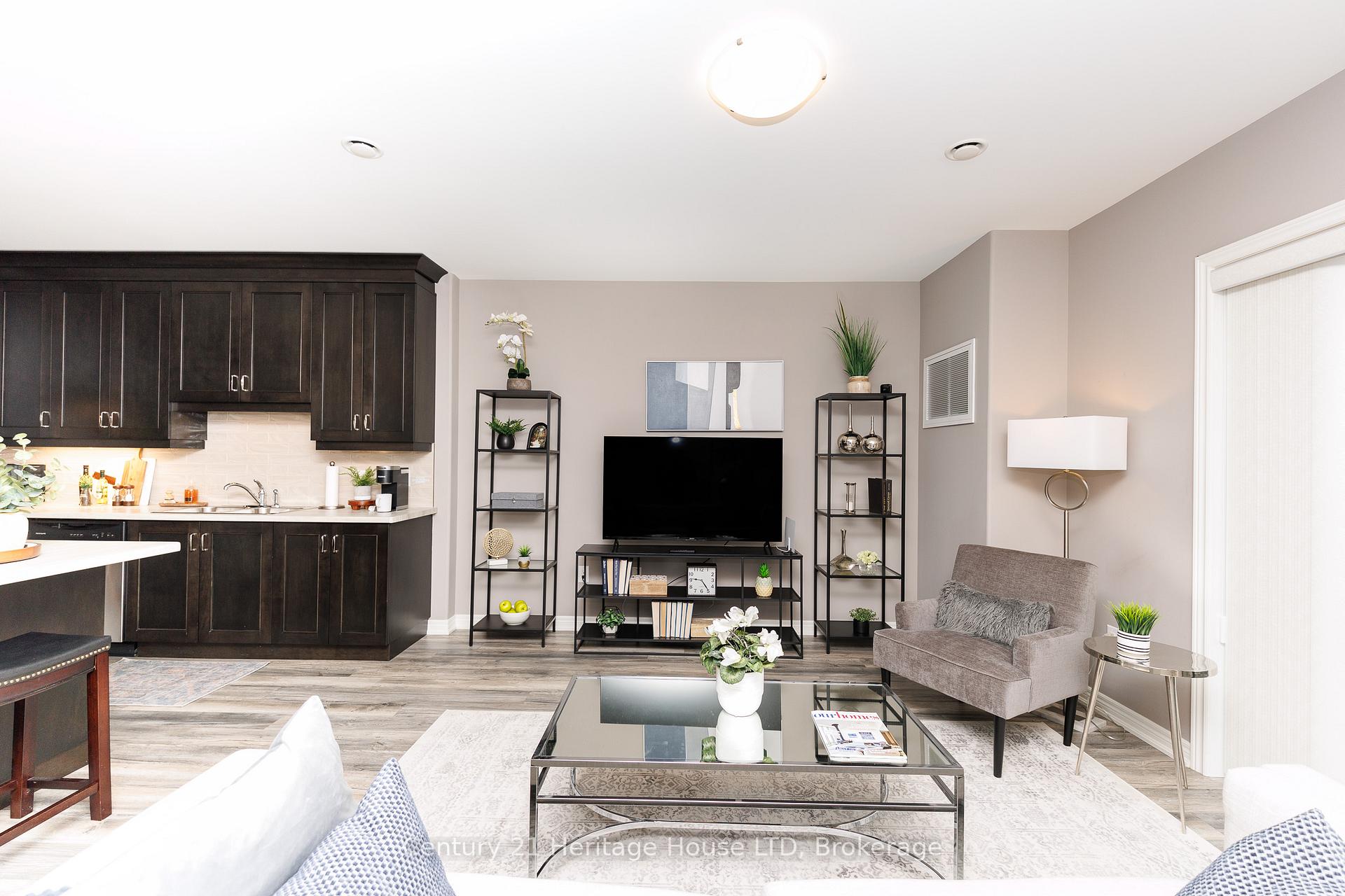 Photo 9 of Unit 307, 379 Scott Street, St. Catharines, Vine/Linwell — HOMEH