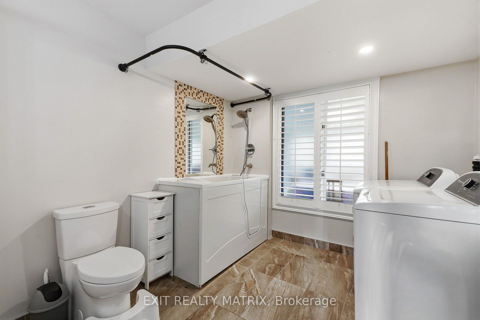 Photo 20 of 44 Ste Therese Boulevard, Russell, Embrun — HOMEH