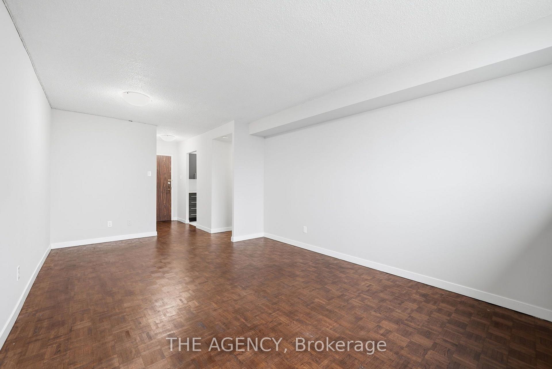 Photo 11 of Unit 2004A, 2350 Dundas Street W, Toronto, High Park North — HOMEH