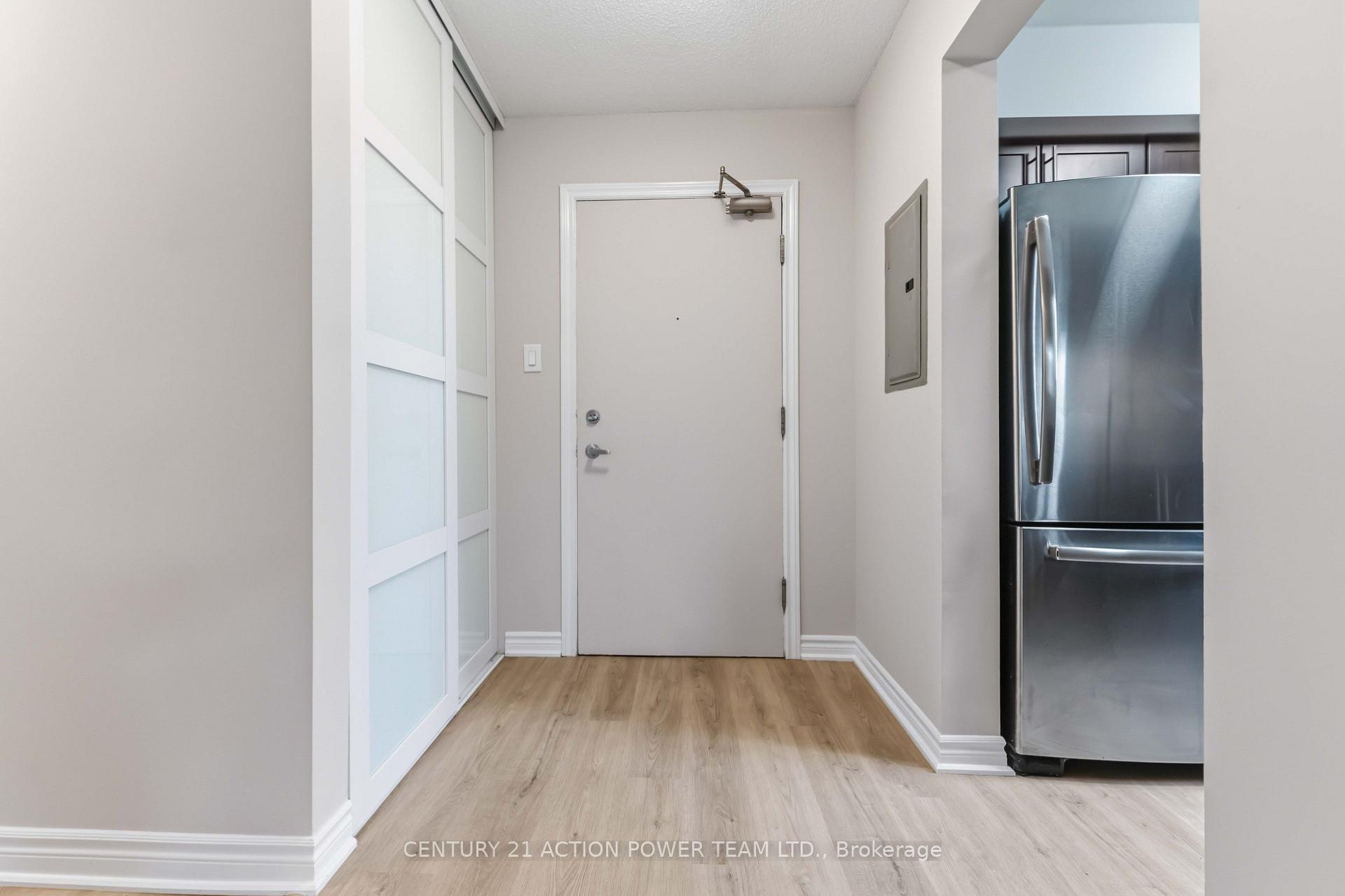 Photo 9 of Unit 115, 345 Centrum Boulevard, Ottawa, Bilberry Creek/Queenswood Heights — HOMEH