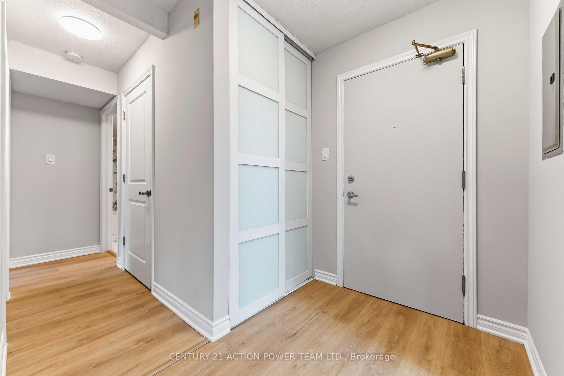 Photo 10 of Unit 115, 345 Centrum Boulevard, Ottawa, Bilberry Creek/Queenswood Heights — HOMEH