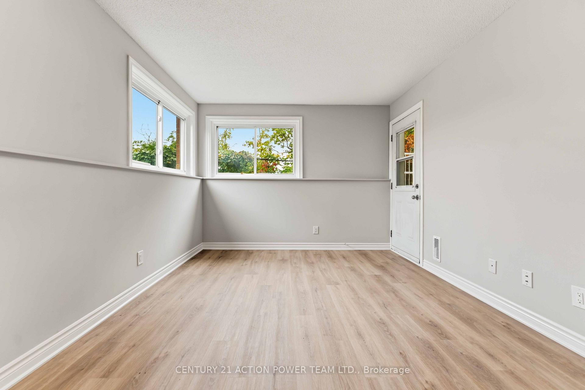 Photo 11 of Unit 115, 345 Centrum Boulevard, Ottawa, Bilberry Creek/Queenswood Heights — HOMEH
