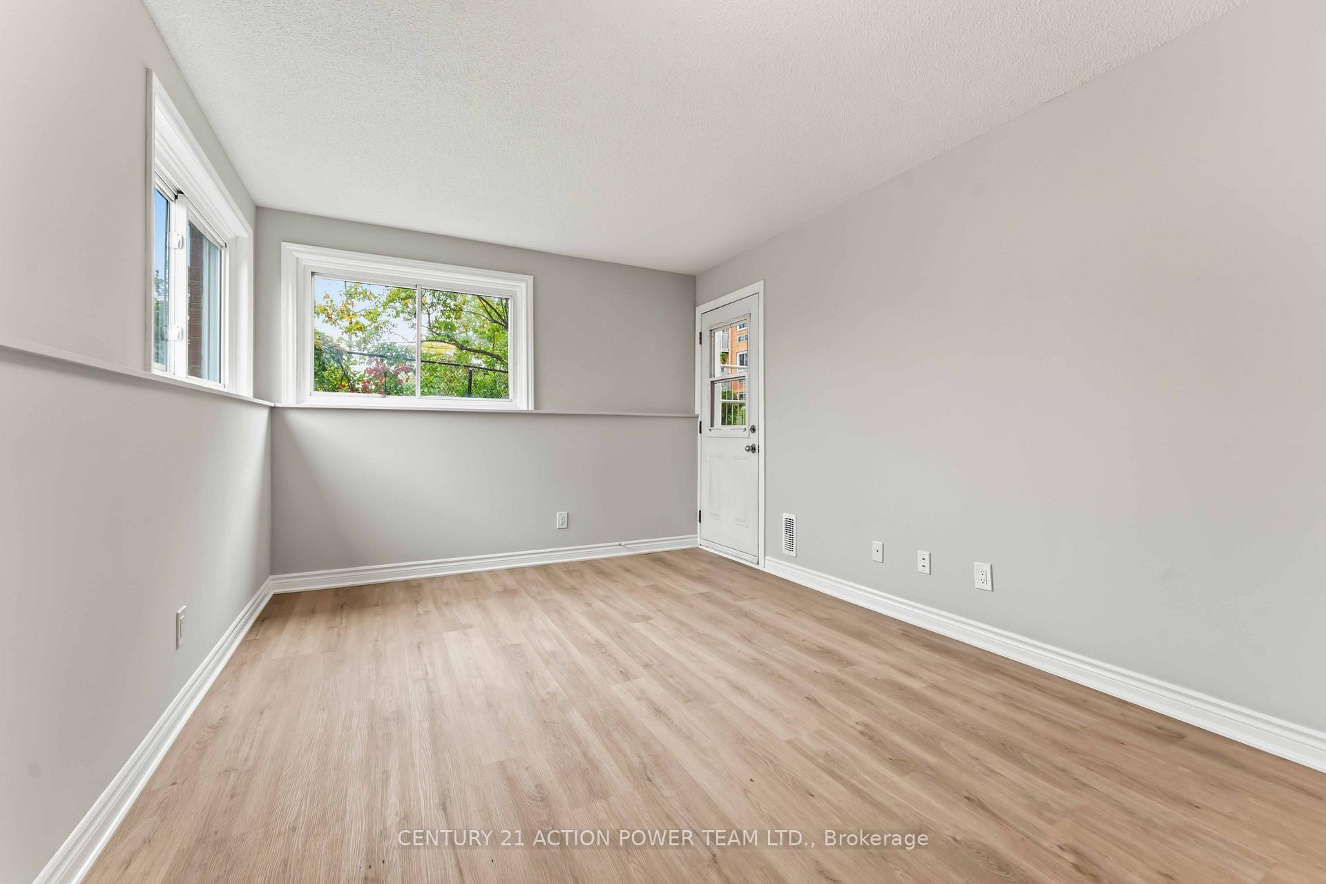 Photo 12 of Unit 115, 345 Centrum Boulevard, Ottawa, Bilberry Creek/Queenswood Heights — HOMEH