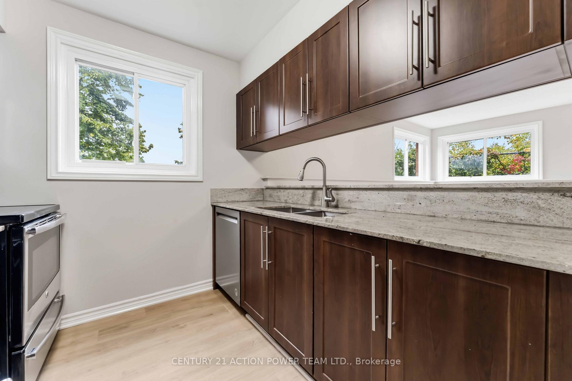 Photo 18 of Unit 115, 345 Centrum Boulevard, Ottawa, Bilberry Creek/Queenswood Heights — HOMEH