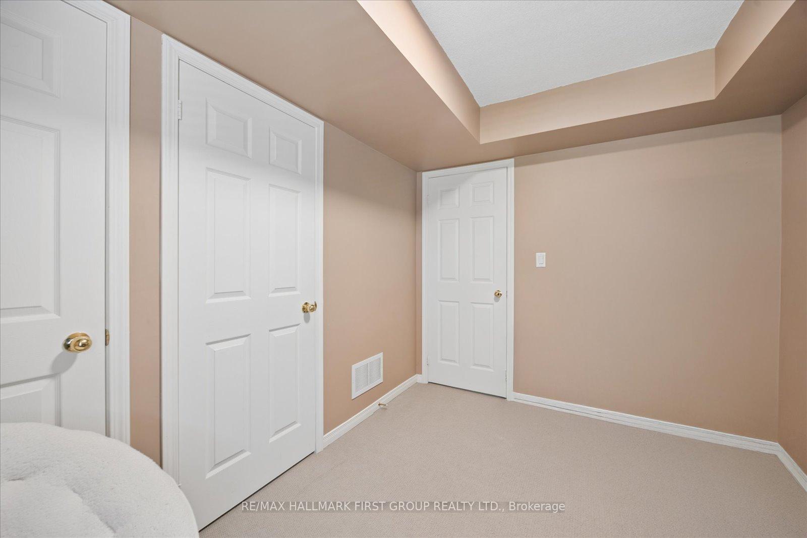 Photo 18 of Unit 3, 2067 Bur Oak Avenue, Markham, Greensborough — HOMEH