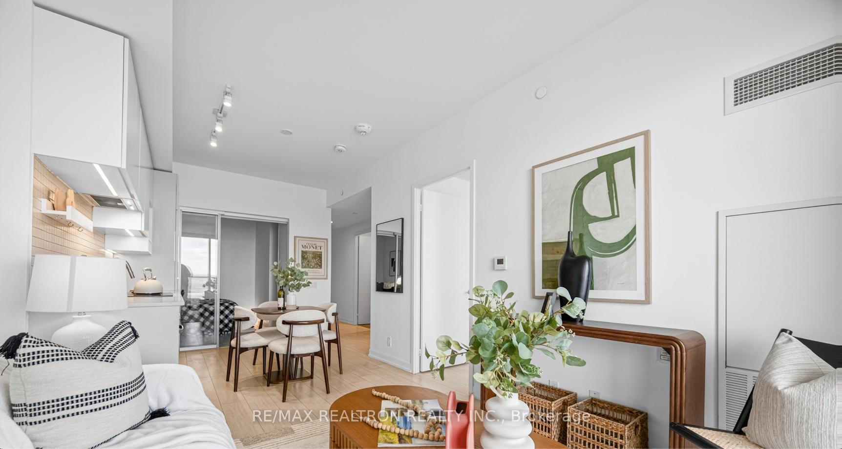 Photo 12 of Unit 5615, 950 Portage Parkway, Vaughan, Vaughan Corporate Centre — HOMEH