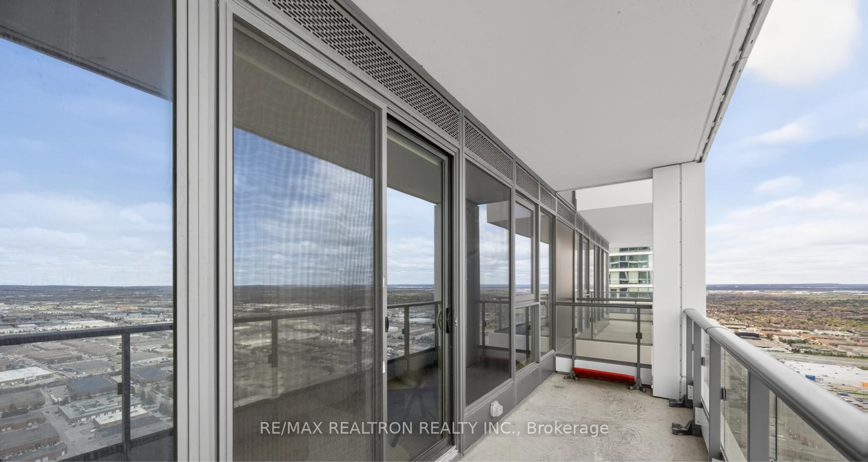 Photo 26 of Unit 5615, 950 Portage Parkway, Vaughan, Vaughan Corporate Centre — HOMEH