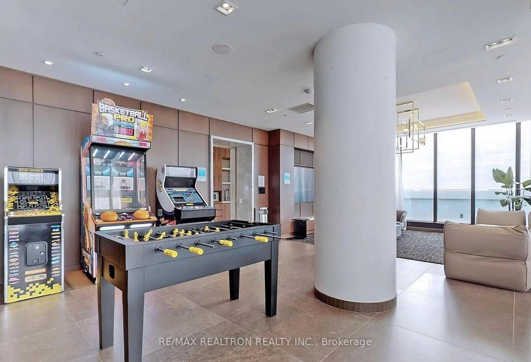 Photo 35 of Unit 5615, 950 Portage Parkway, Vaughan, Vaughan Corporate Centre — HOMEH