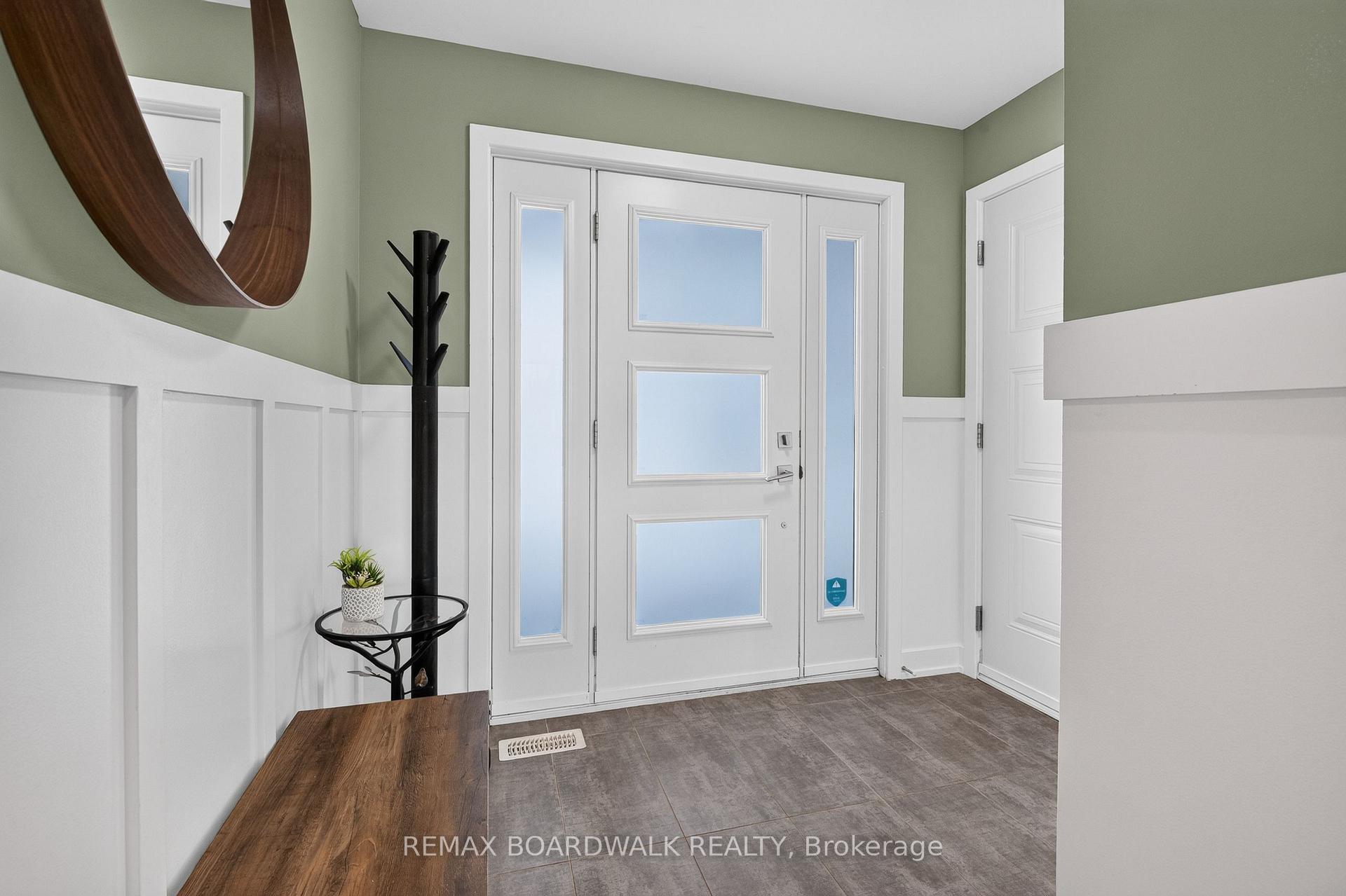 Photo 4 of 112 Argile Street, Casselman, Casselman — HOMEH