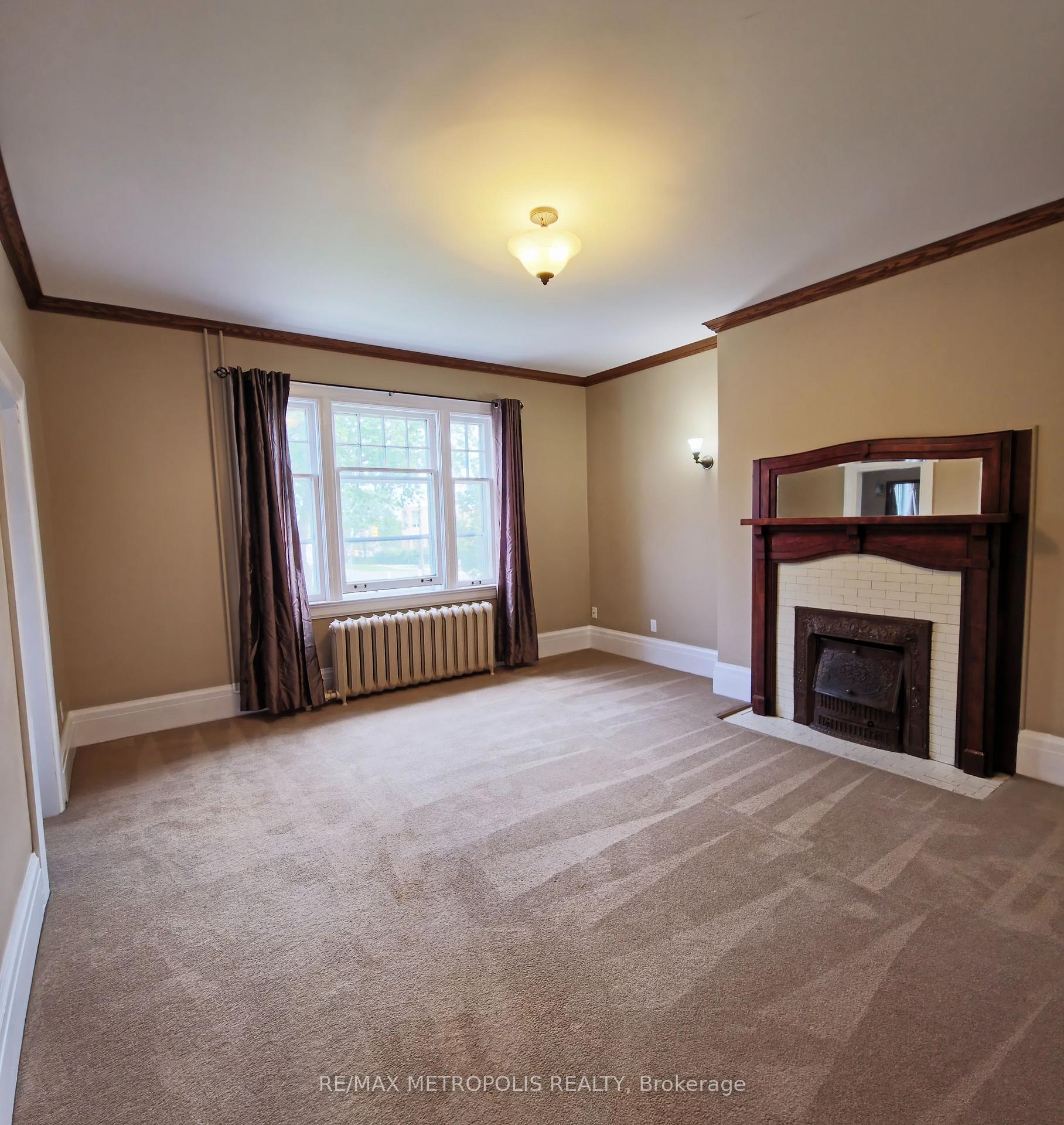 Photo 9 of Unit Upper #2, 1110 Simcoe Street S, Oshawa, Lakeview — HOMEH