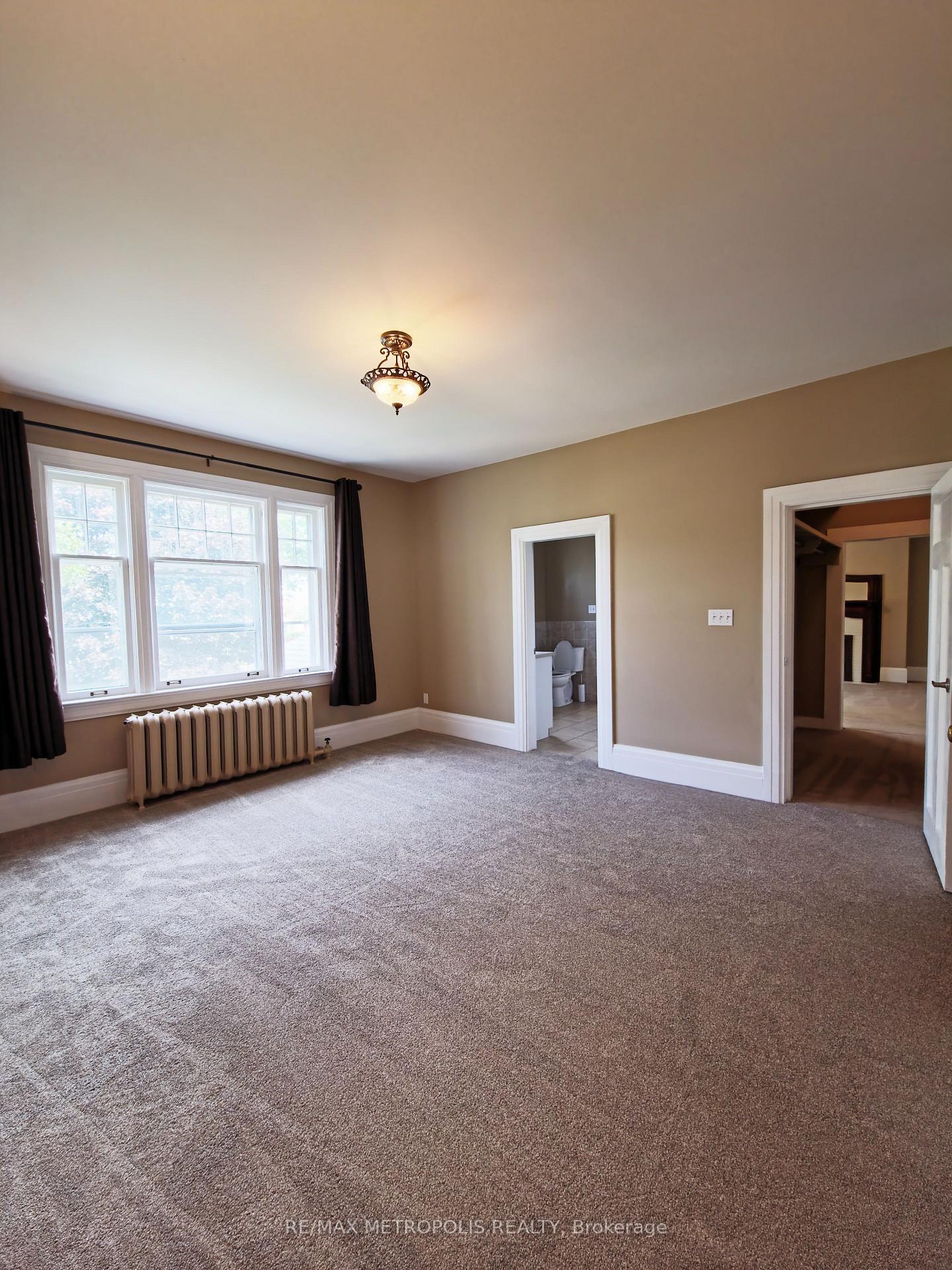 Photo 15 of Unit Upper #2, 1110 Simcoe Street S, Oshawa, Lakeview — HOMEH