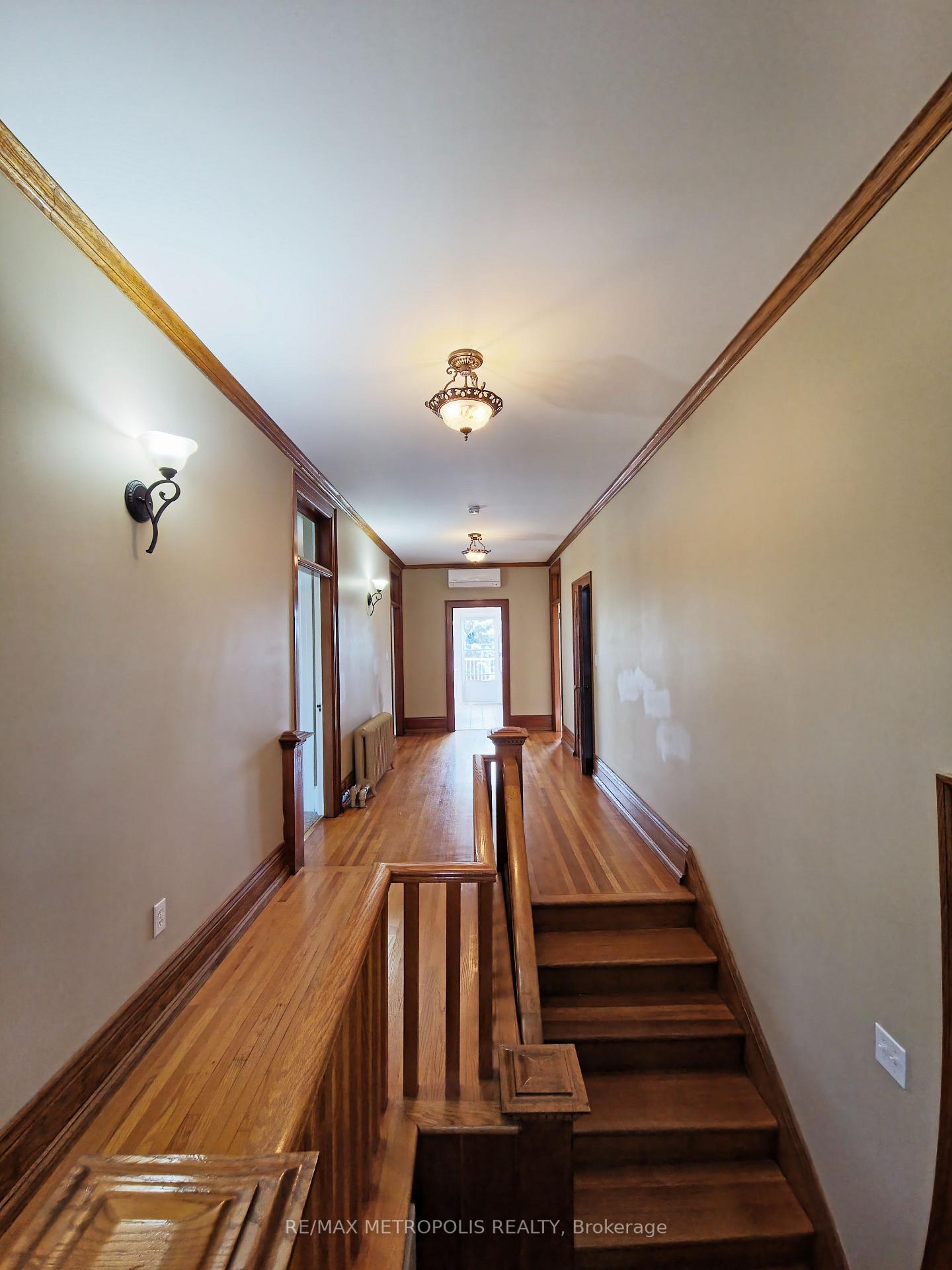 Photo 21 of Unit Upper #2, 1110 Simcoe Street S, Oshawa, Lakeview — HOMEH