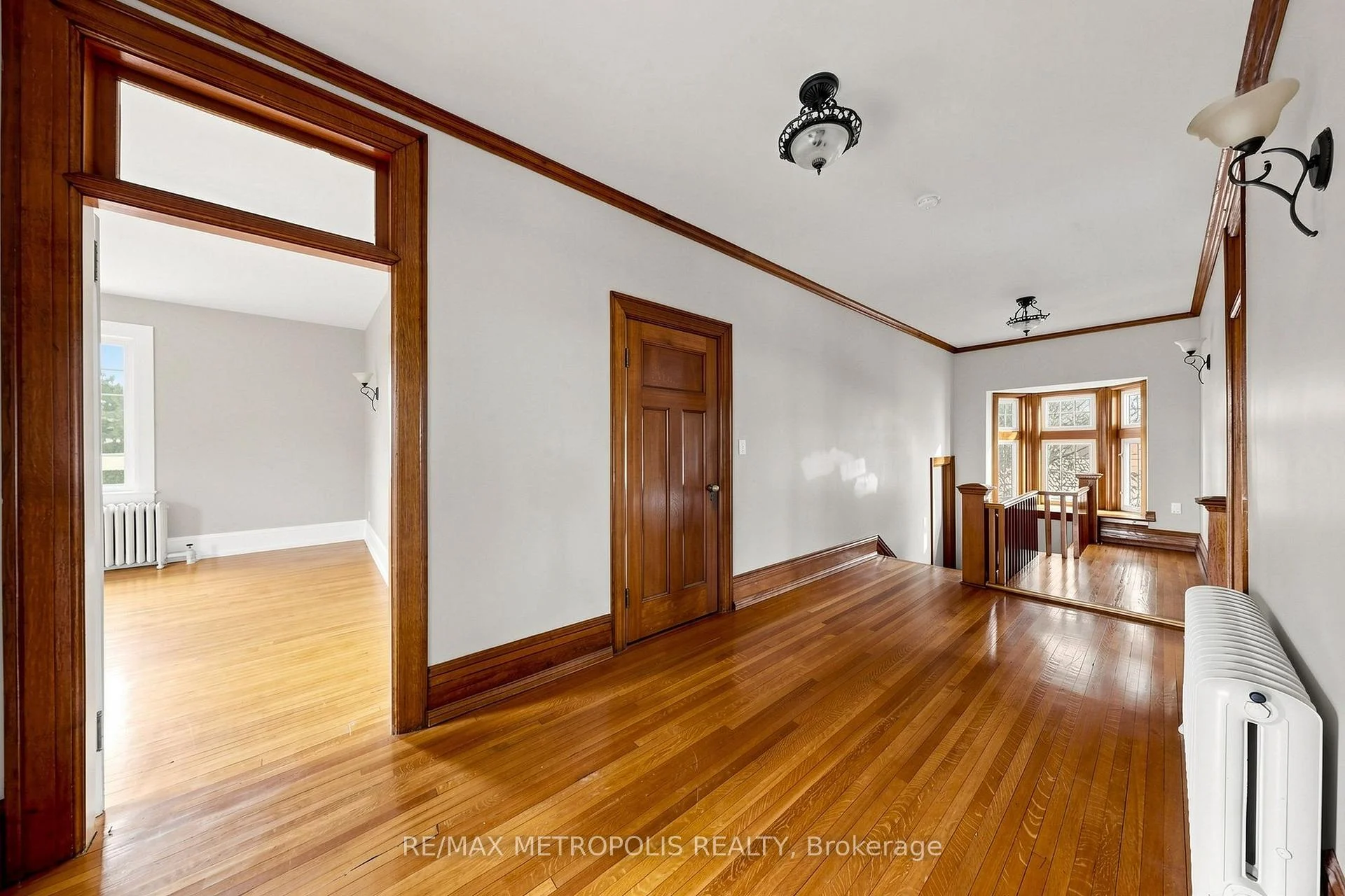 Photo 16 of Unit Upper #2, 1110 Simcoe Street S, Oshawa, Lakeview — HOMEH