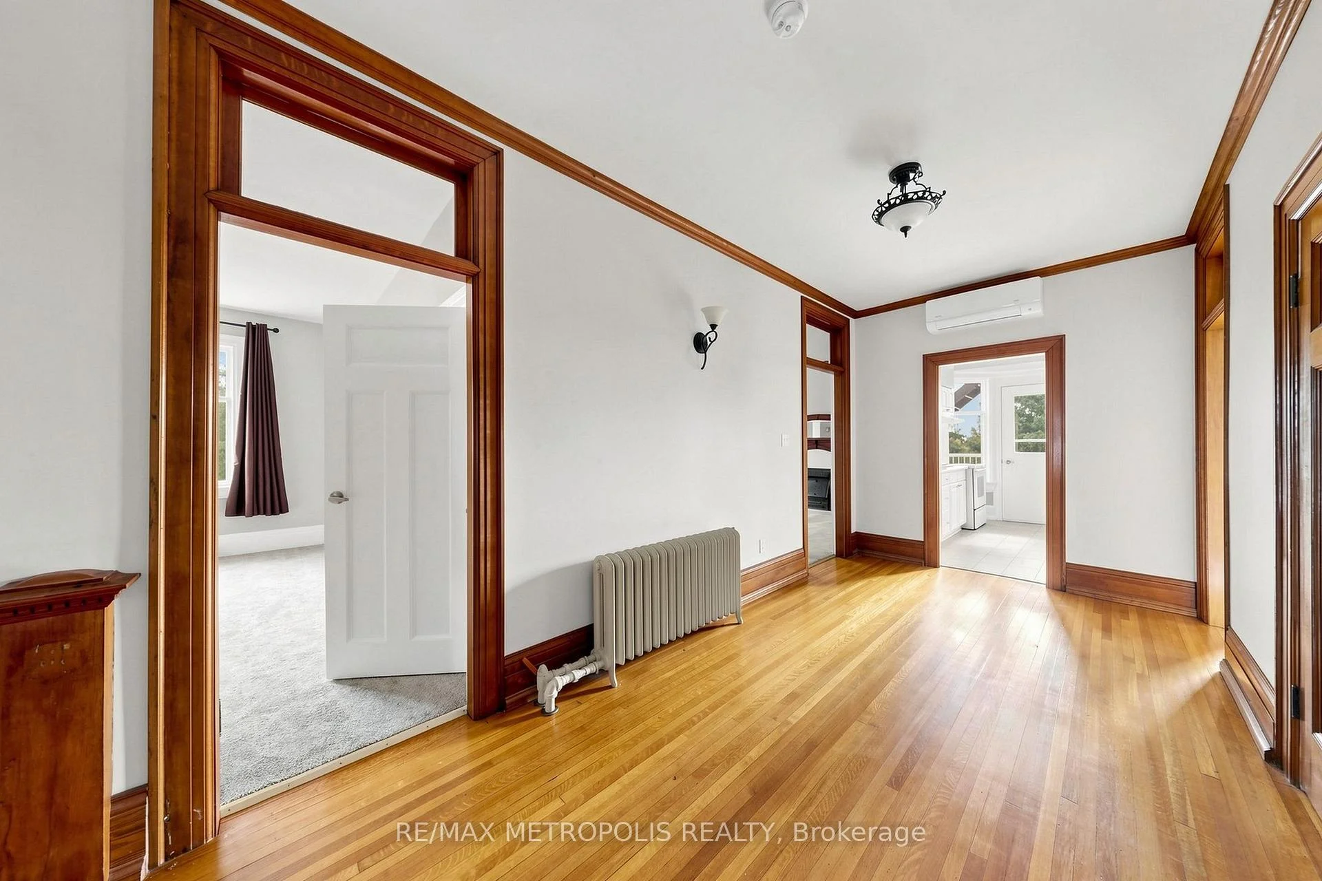 Photo 22 of Unit Upper #2, 1110 Simcoe Street S, Oshawa, Lakeview — HOMEH