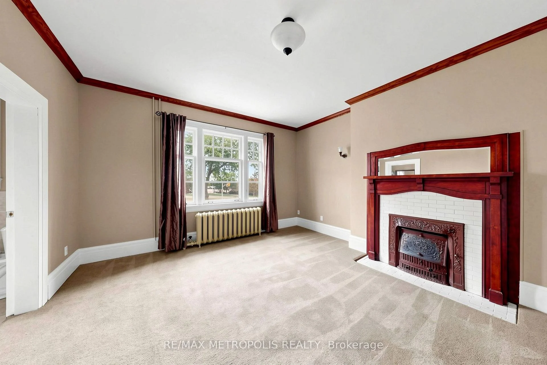 Photo 32 of Unit Upper #2, 1110 Simcoe Street S, Oshawa, Lakeview — HOMEH