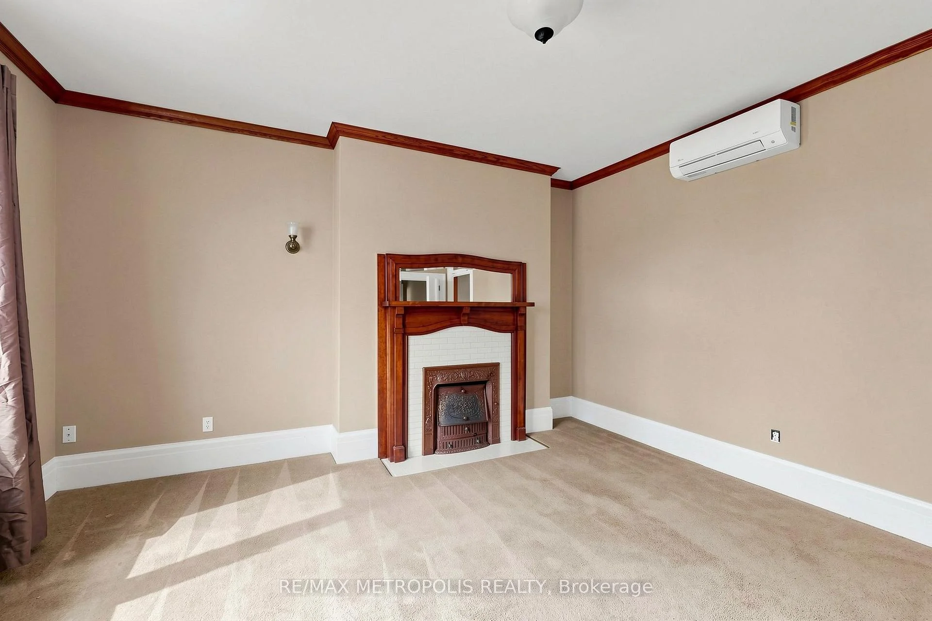 Photo 34 of Unit Upper #2, 1110 Simcoe Street S, Oshawa, Lakeview — HOMEH