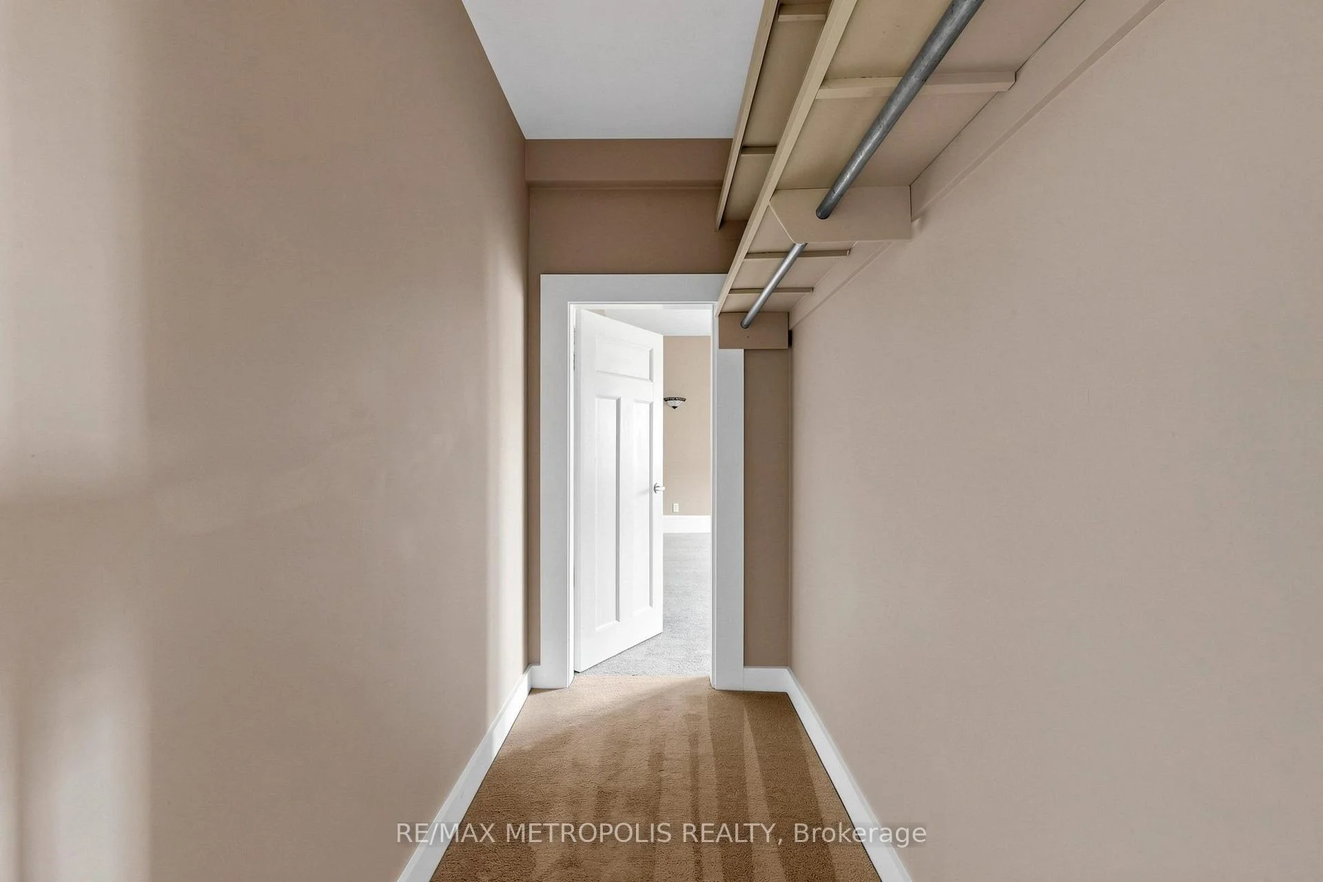 Photo 35 of Unit Upper #2, 1110 Simcoe Street S, Oshawa, Lakeview — HOMEH