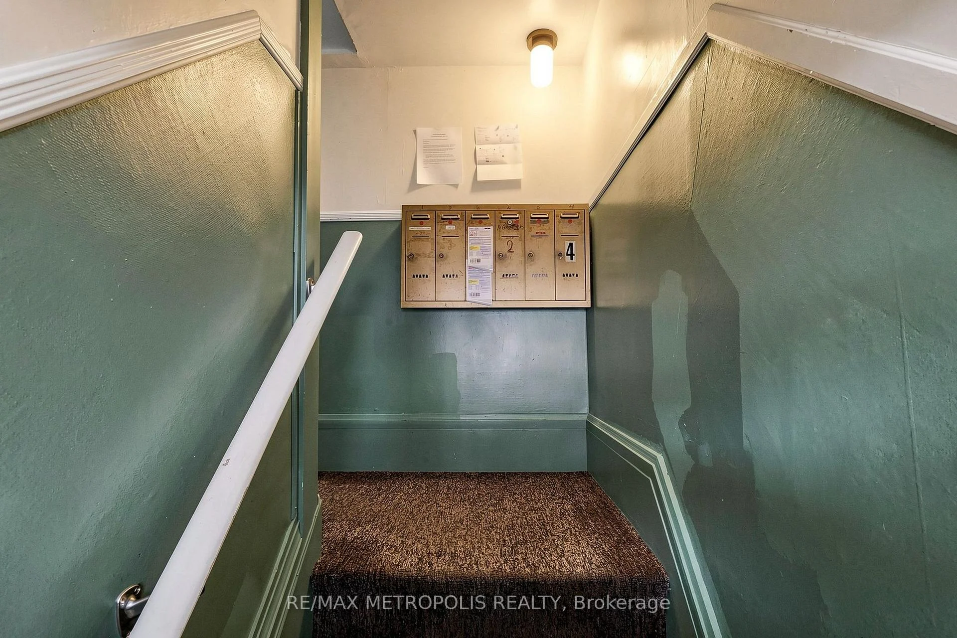 Photo 49 of Unit Upper #2, 1110 Simcoe Street S, Oshawa, Lakeview — HOMEH