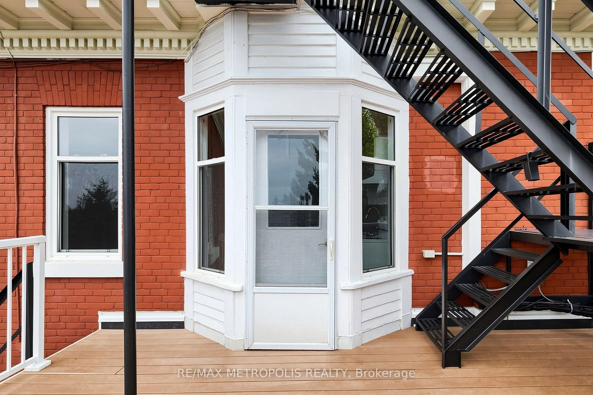 Photo 51 of Unit Upper #2, 1110 Simcoe Street S, Oshawa, Lakeview — HOMEH