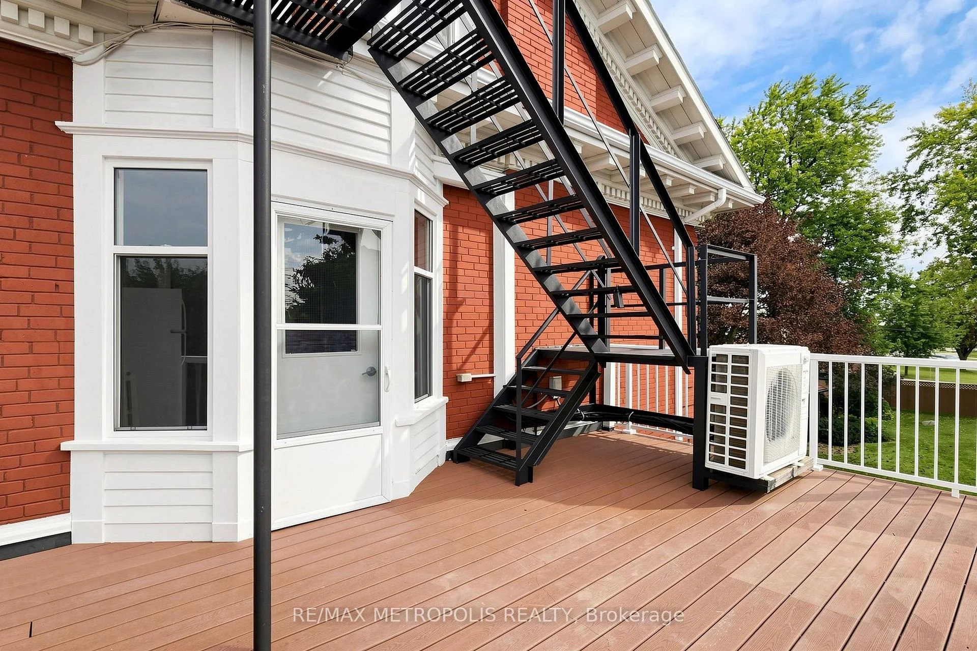 Photo 53 of Unit Upper #2, 1110 Simcoe Street S, Oshawa, Lakeview — HOMEH
